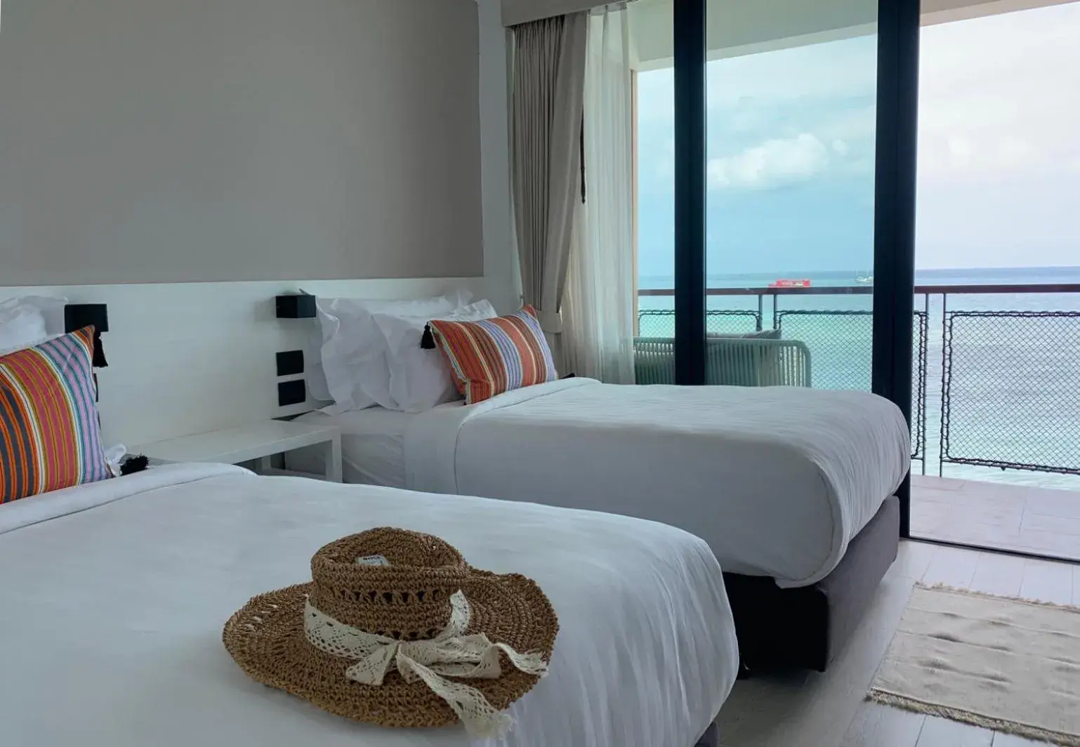 Superior Twin Room with Sea View in Blue Tao Beach Hotel - SHA Plus Superior Twin Room with Sea View in Blue Tao Beach Hotel - SHA Plus
