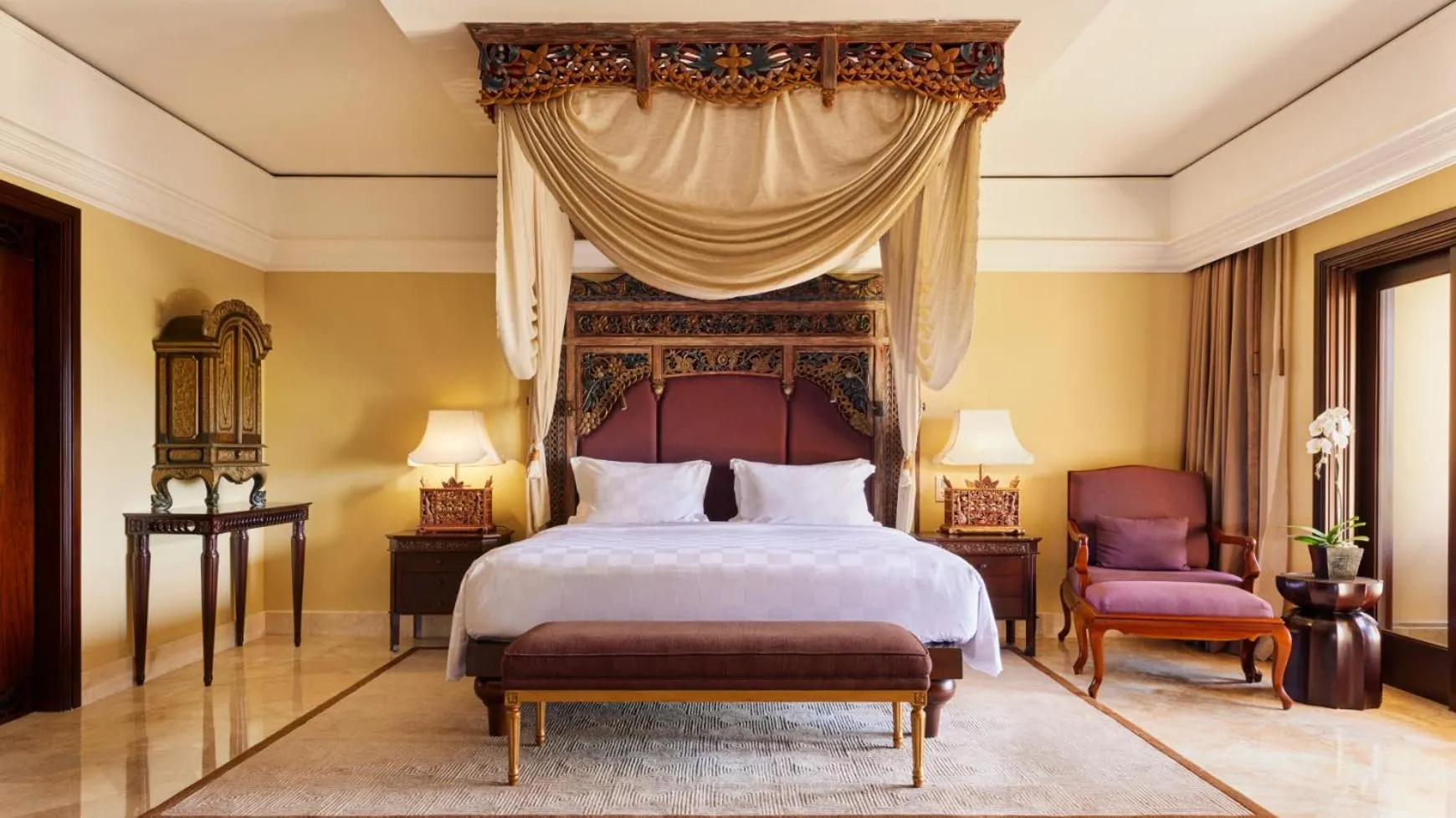 Bed in AYANA Resort Bali