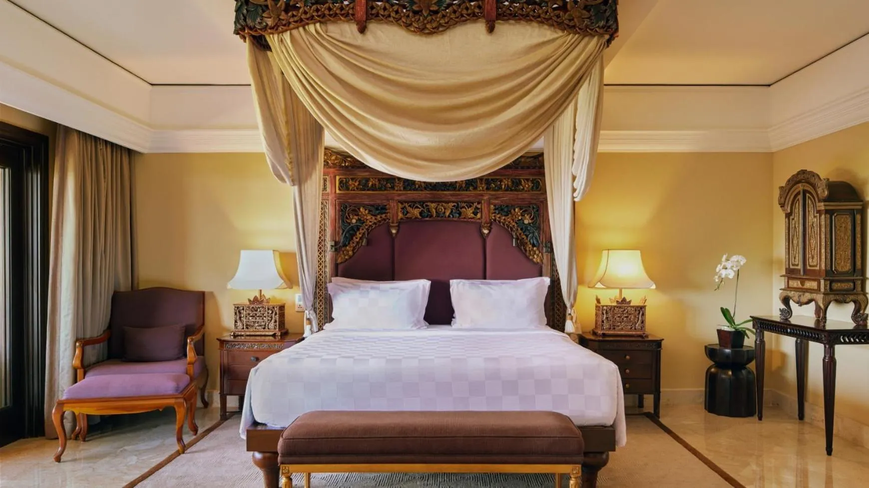 Bed in AYANA Resort Bali