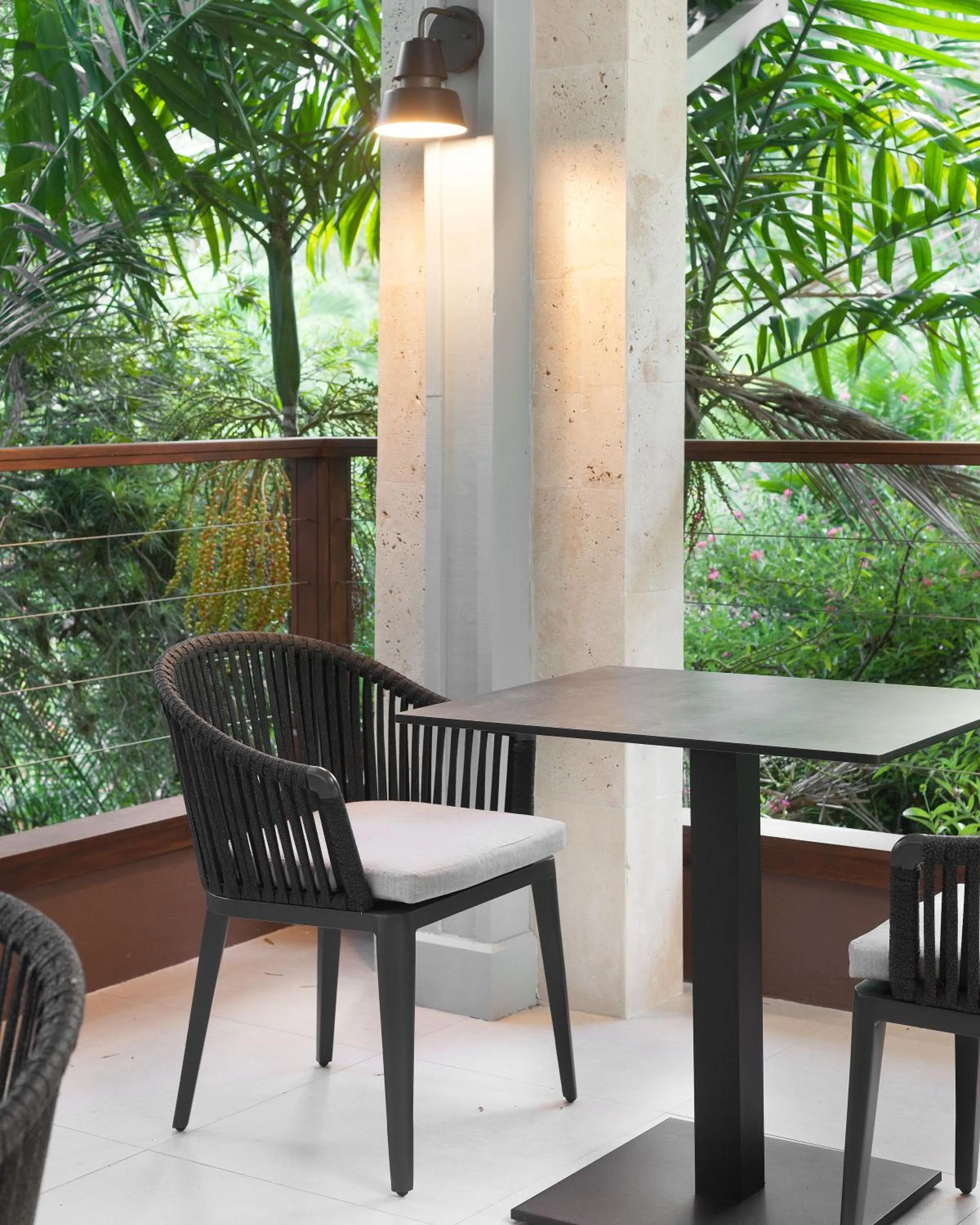 Restaurant/places to eat in Cara Hotels Trinidad