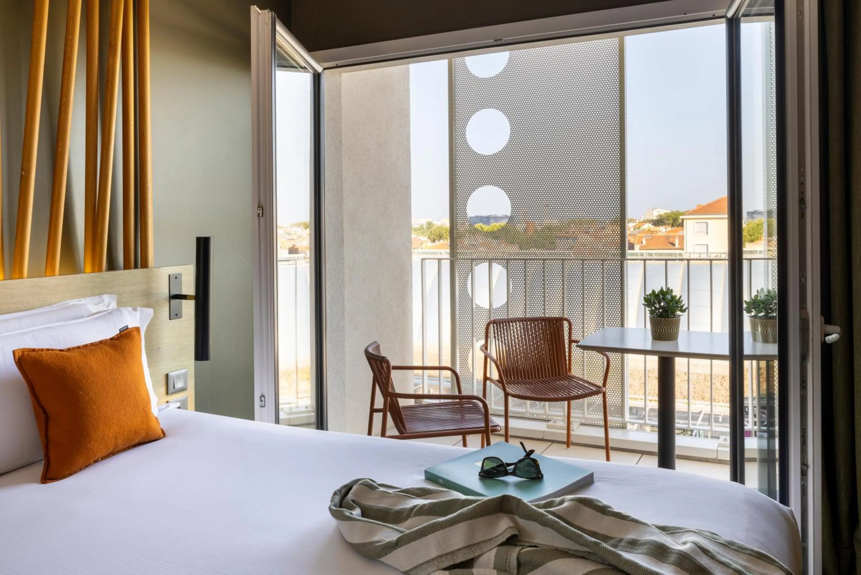 Photo of the whole room, Bed in Belaroïa Montpellier Centre Saint Roch