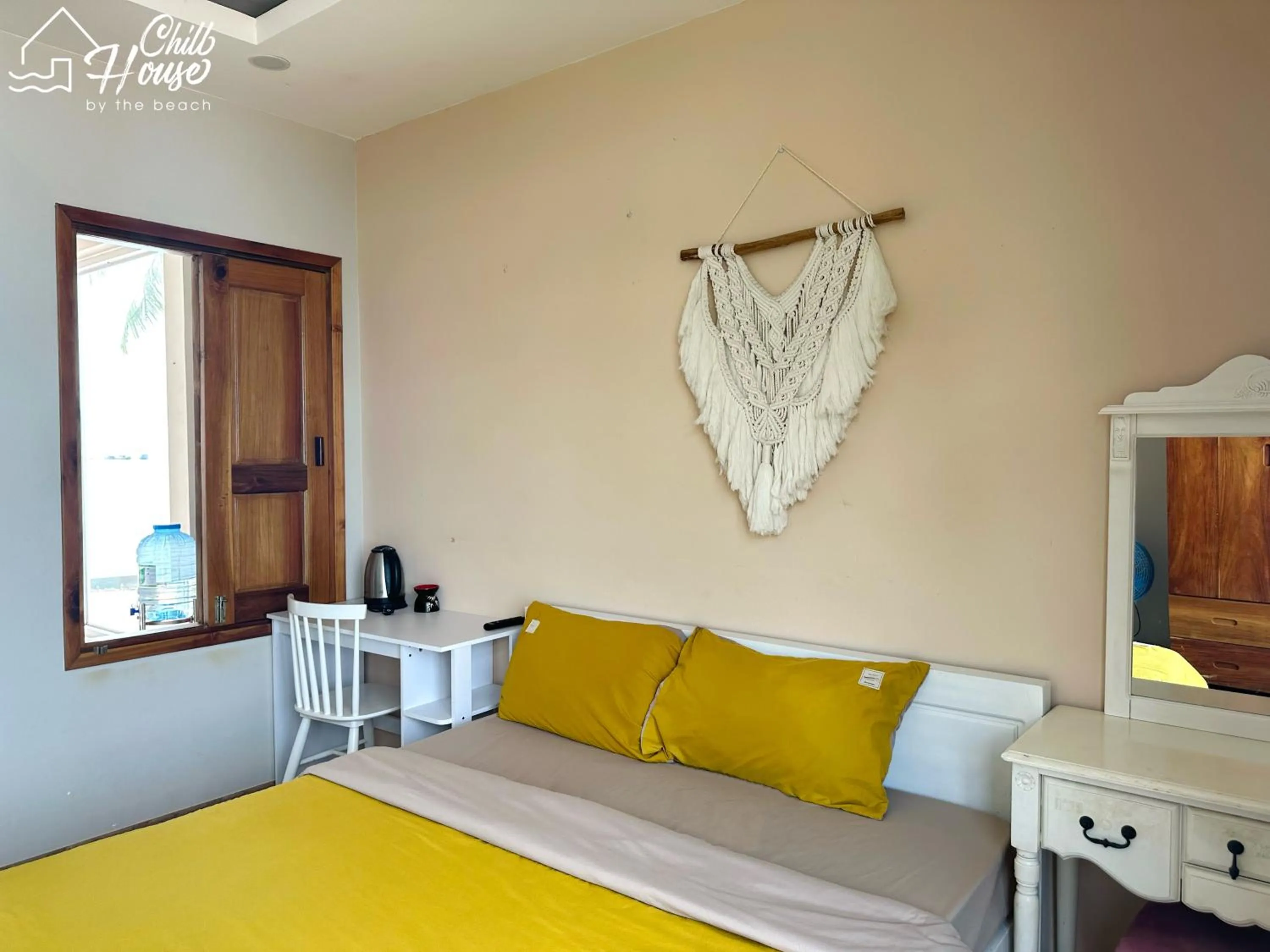 Bedroom, Bed in CHILL HOUSE by the beach