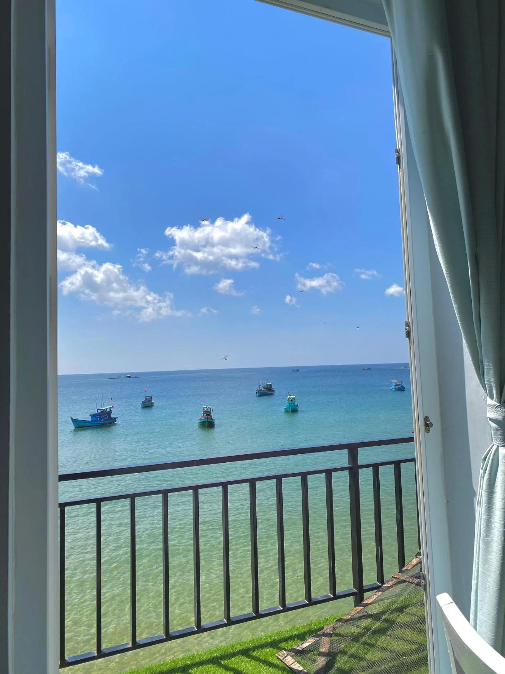 Balcony/Terrace in CHILL HOUSE by the beach
