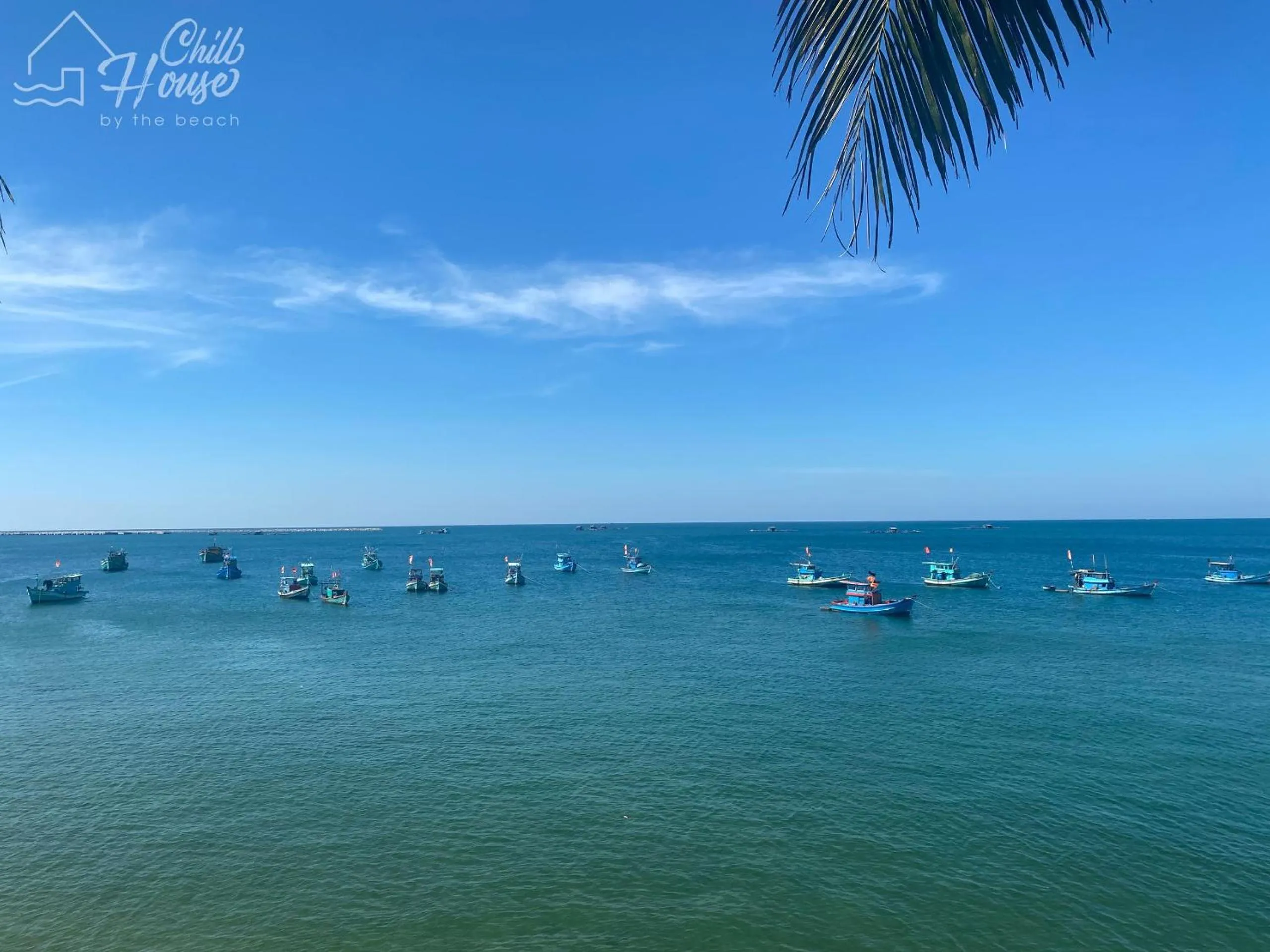 Day in CHILL HOUSE by the beach