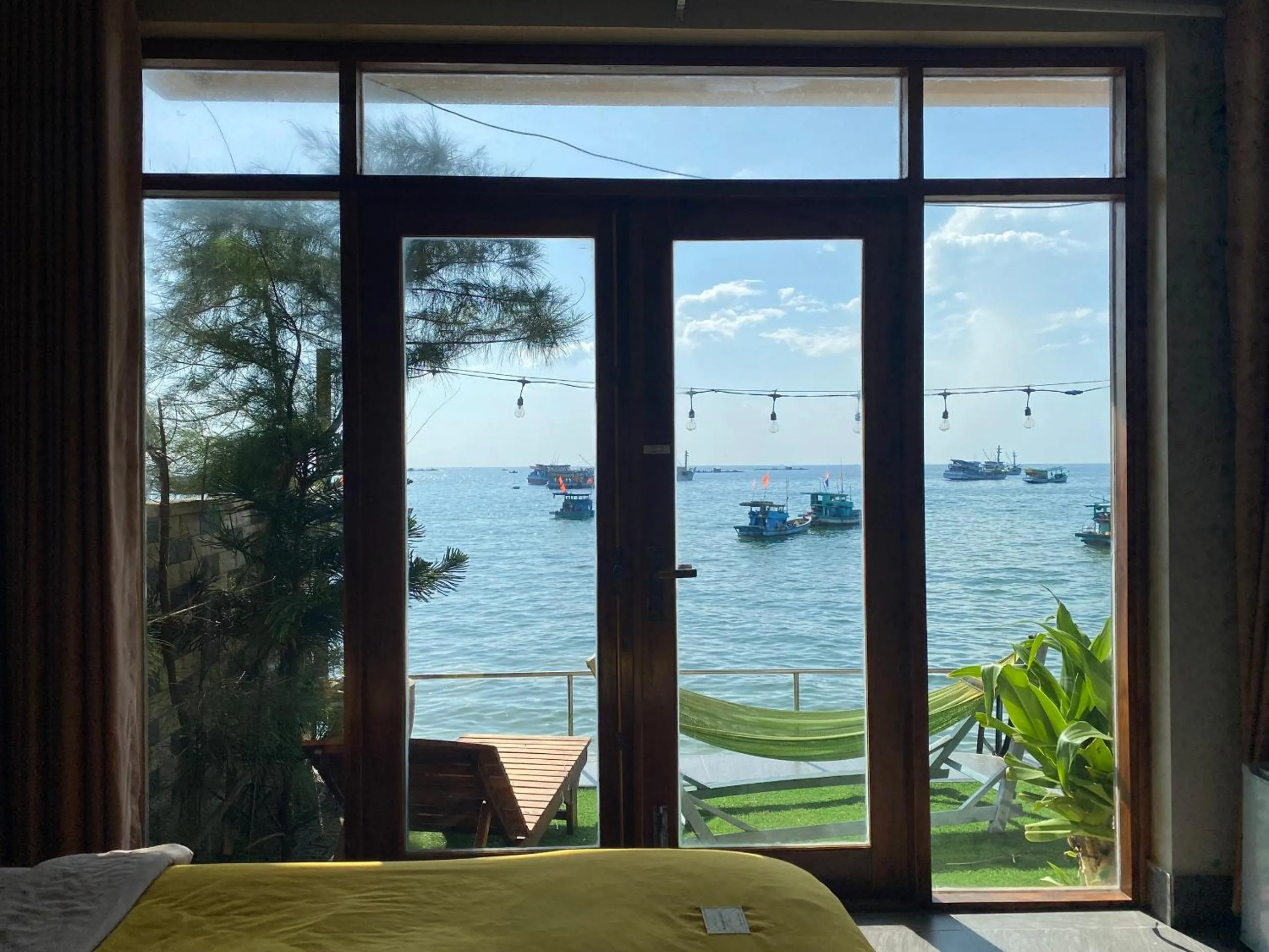 Sea view, Bed in CHILL HOUSE by the beach