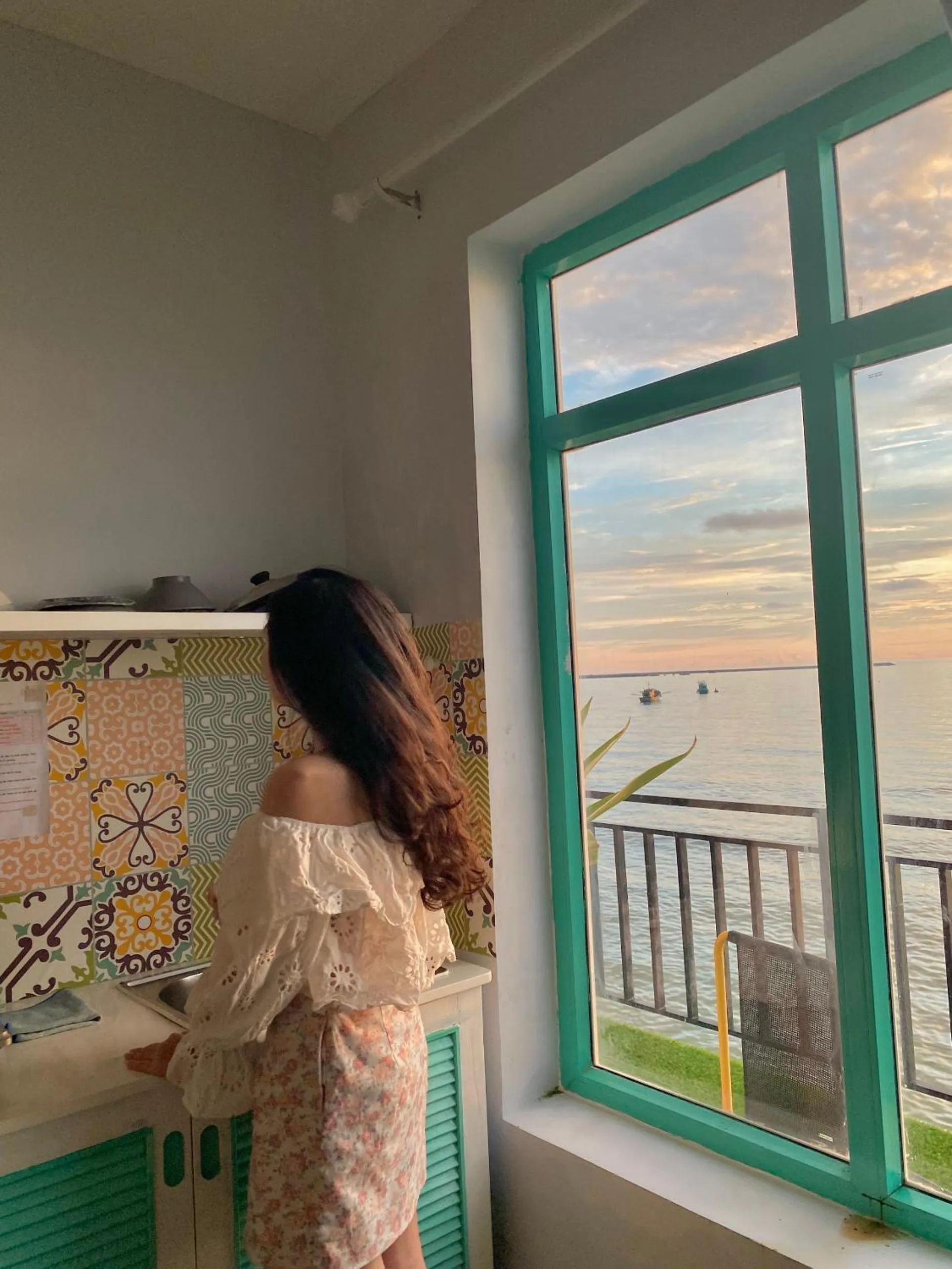 Sea view in CHILL HOUSE by the beach