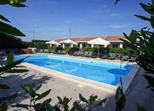 Swimming pool in Hotel Residence I Briganti di Capalbio