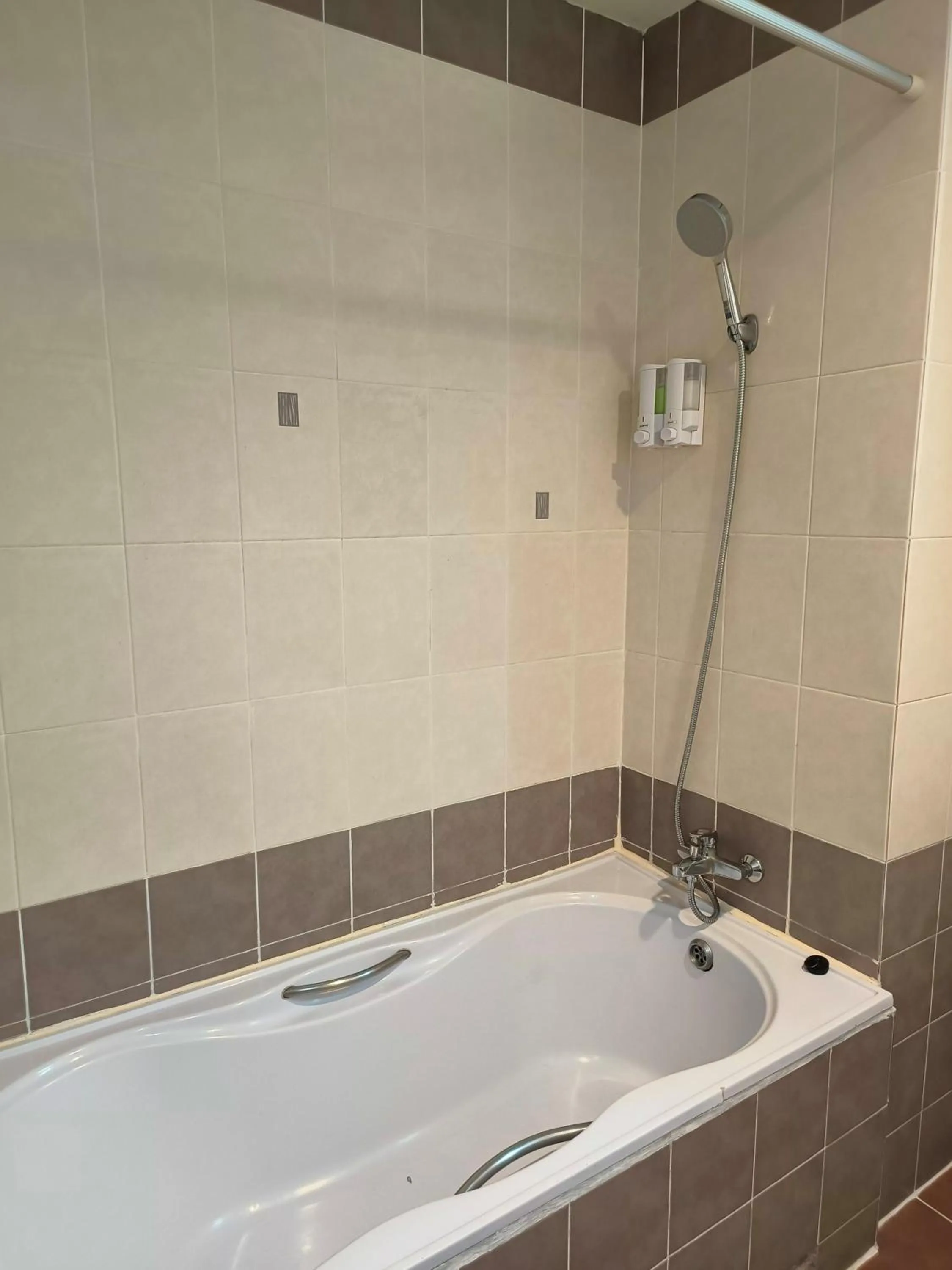 Bath in Aonang Goodwill