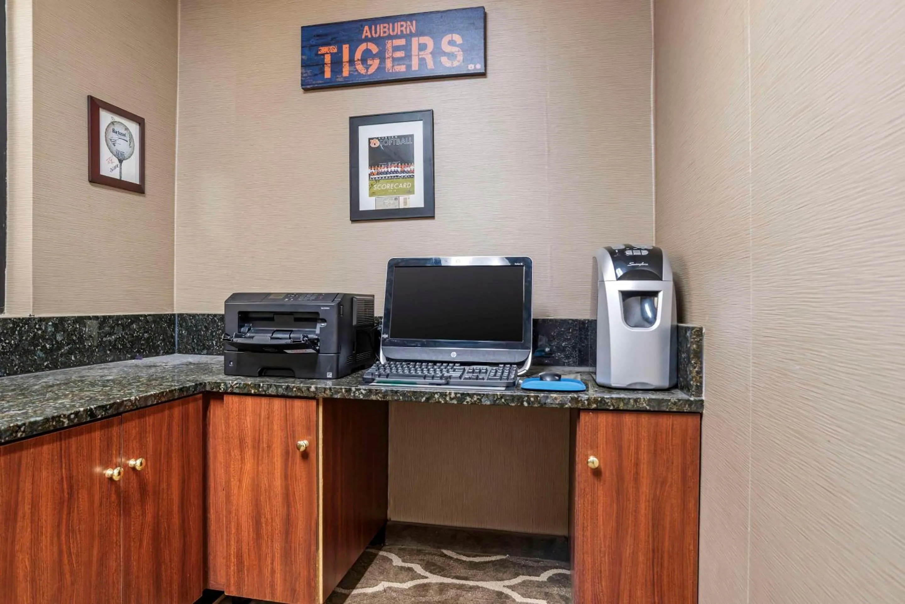 Business facilities in Comfort Inn Opelika - Auburn