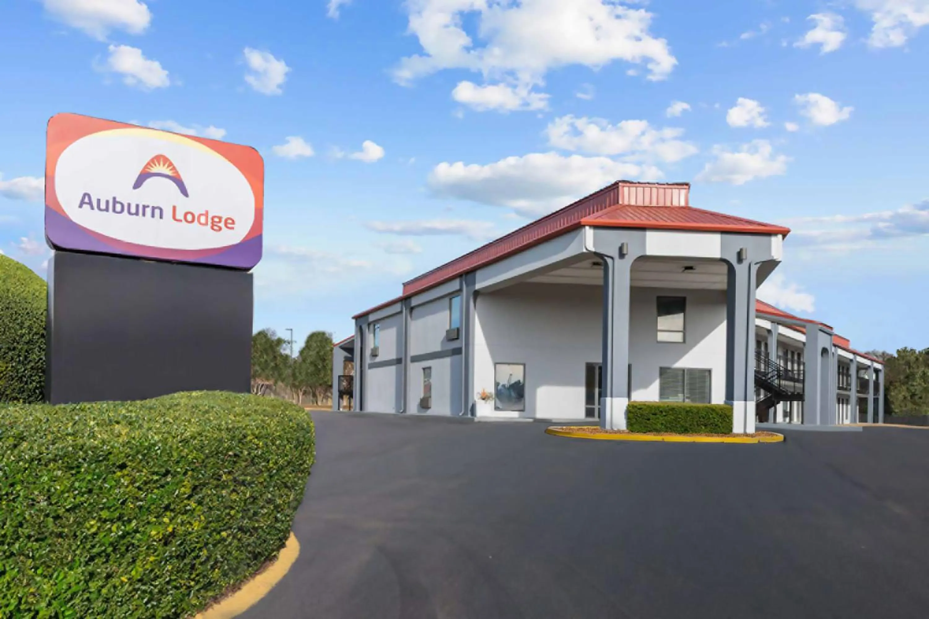 Property building in Auburn Lodge near University