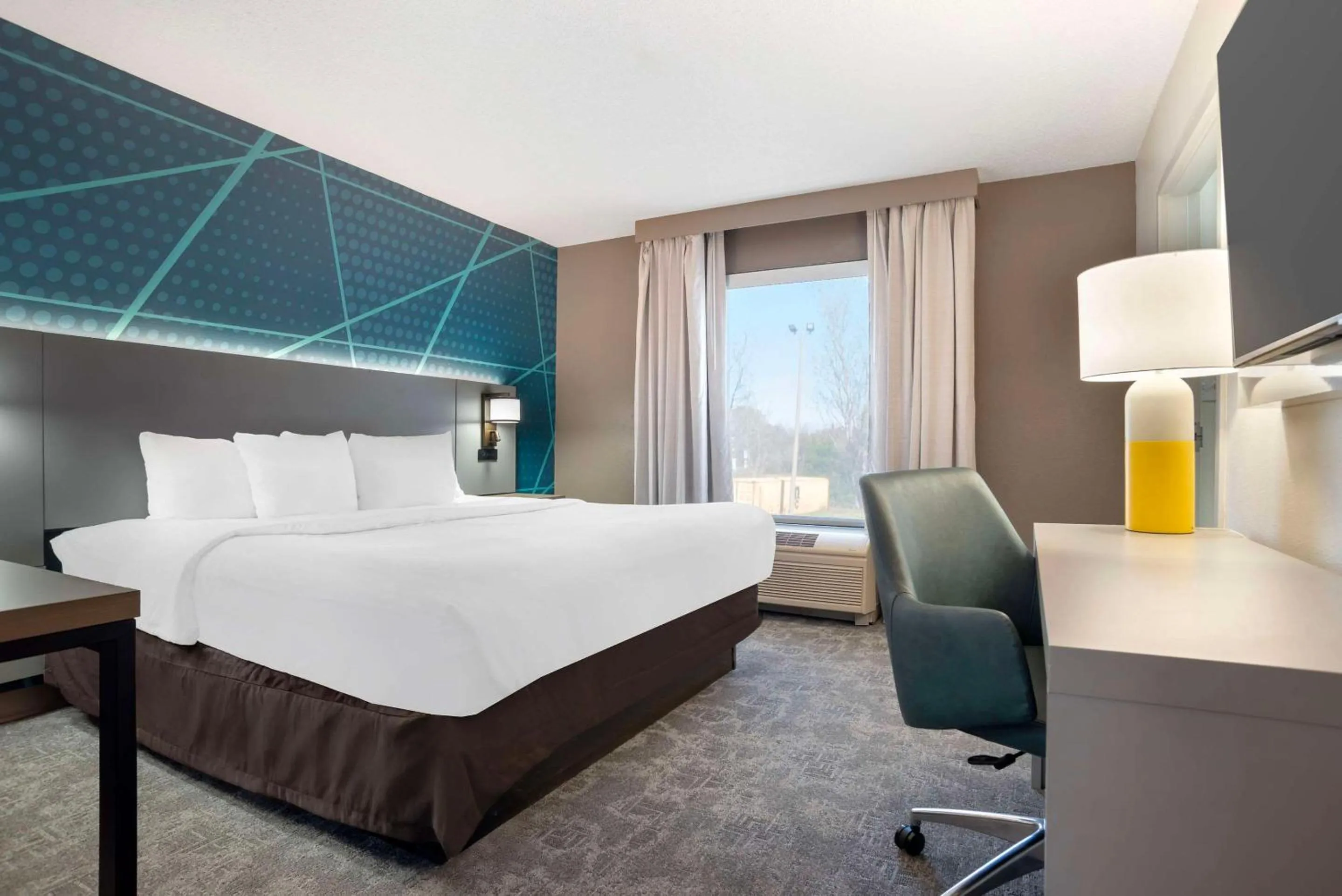 Standard King Room in Comfort Inn