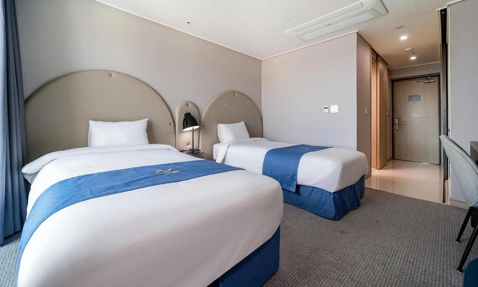 Bed in Golden Tulip Essential Namgang