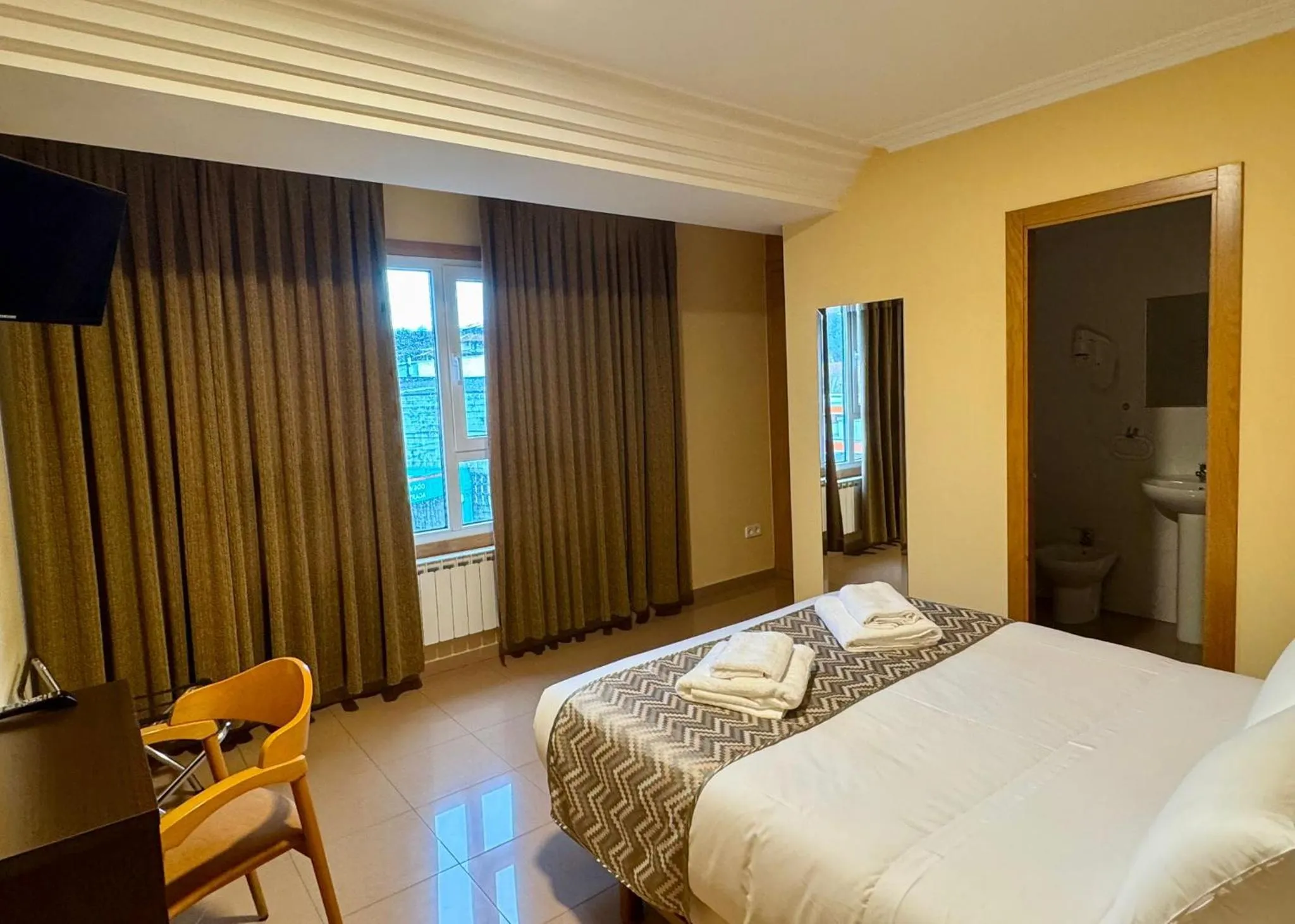 Bed in Hotel Reigosa