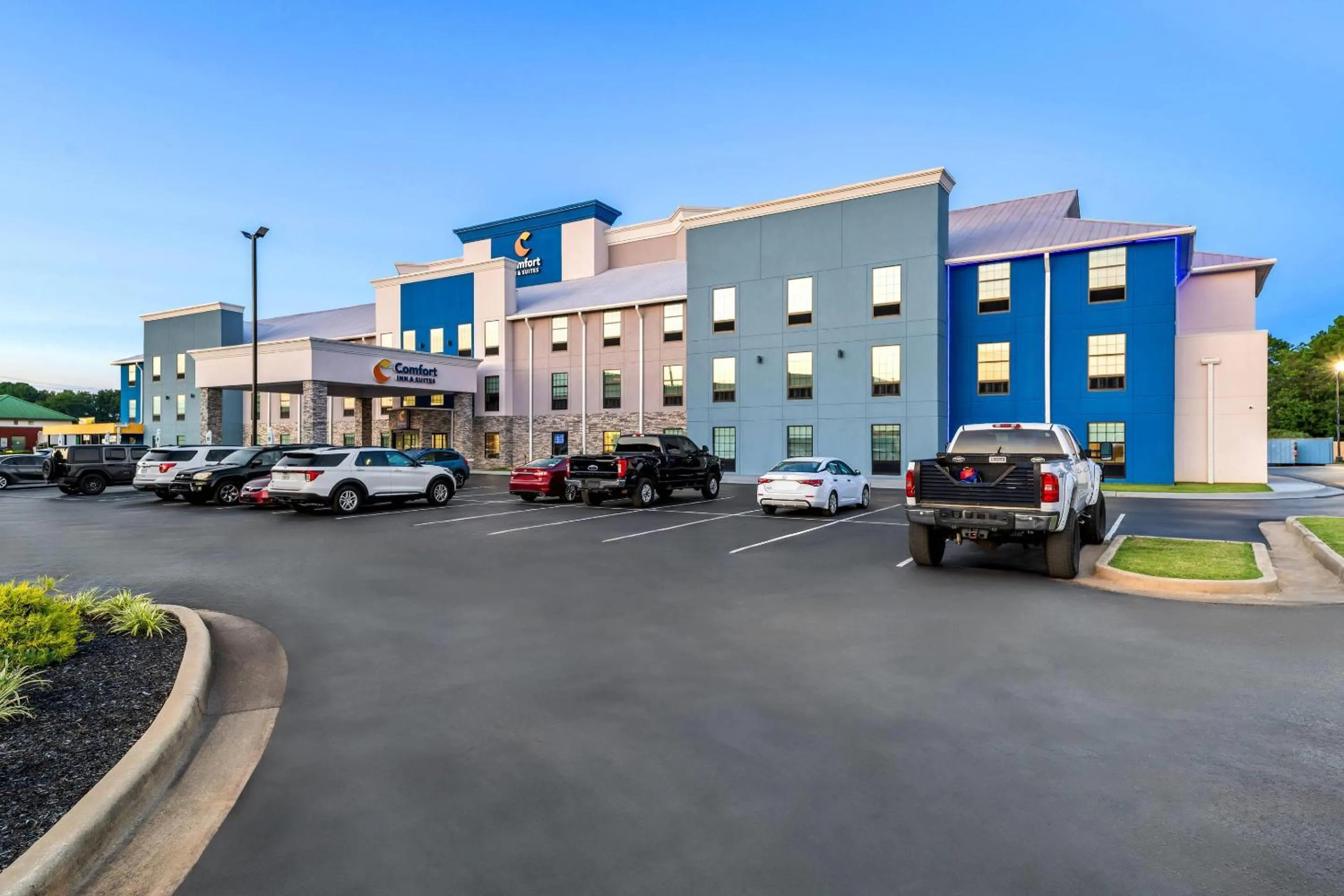 Property building in Comfort Inn & Suites River City Decatur
