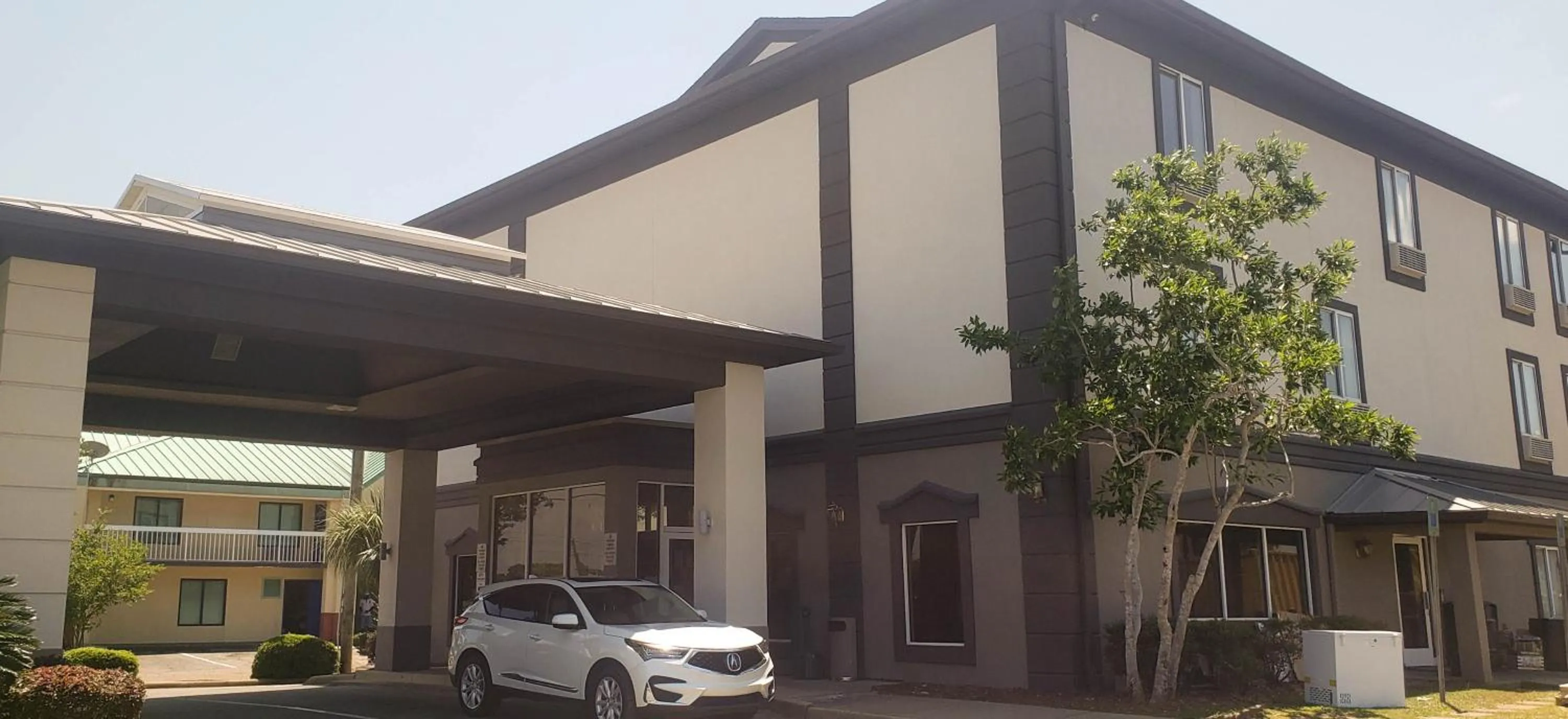 Property building in Motel 6 Mobile, AL - Airport Blvd