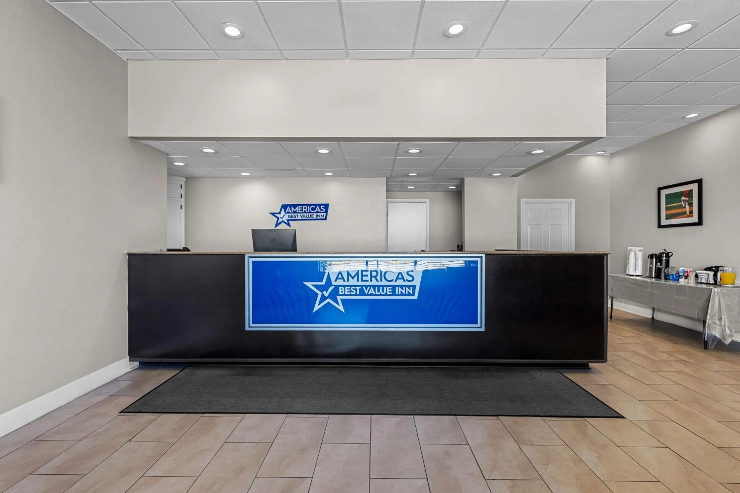 Lobby or reception in Americas Best Value Inn Hamilton