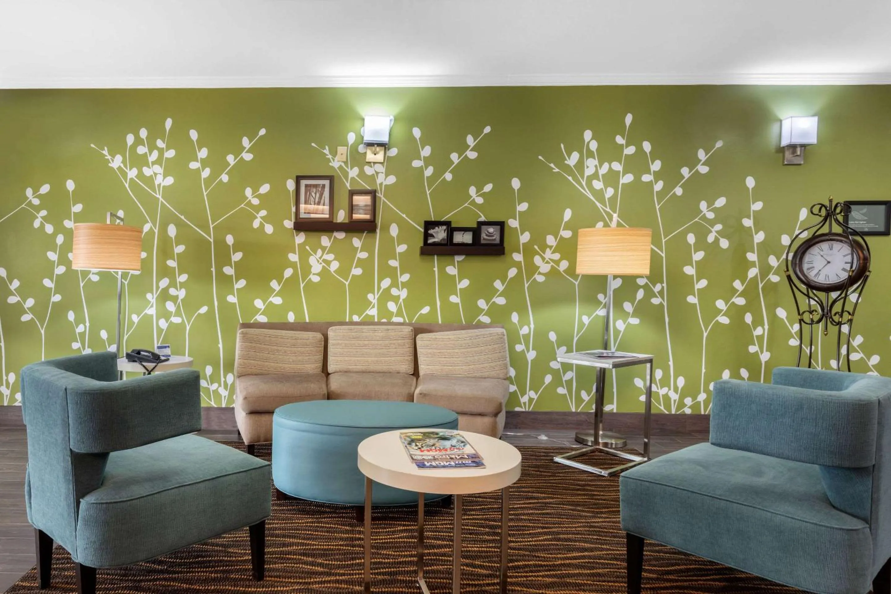 Lobby or reception in Sleep Inn & Suites Millbrook - Prattville