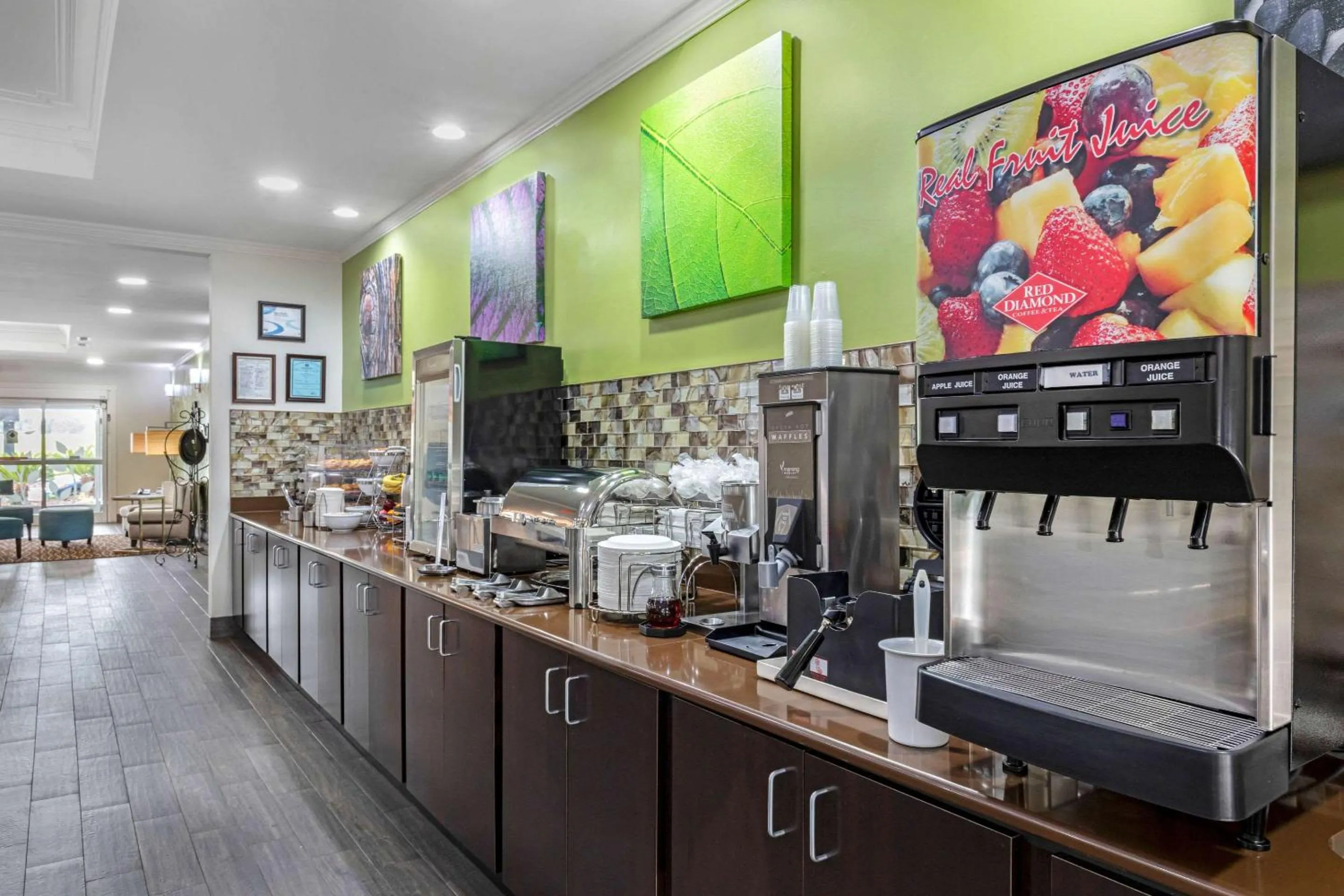 Restaurant/places to eat in Sleep Inn & Suites Millbrook - Prattville