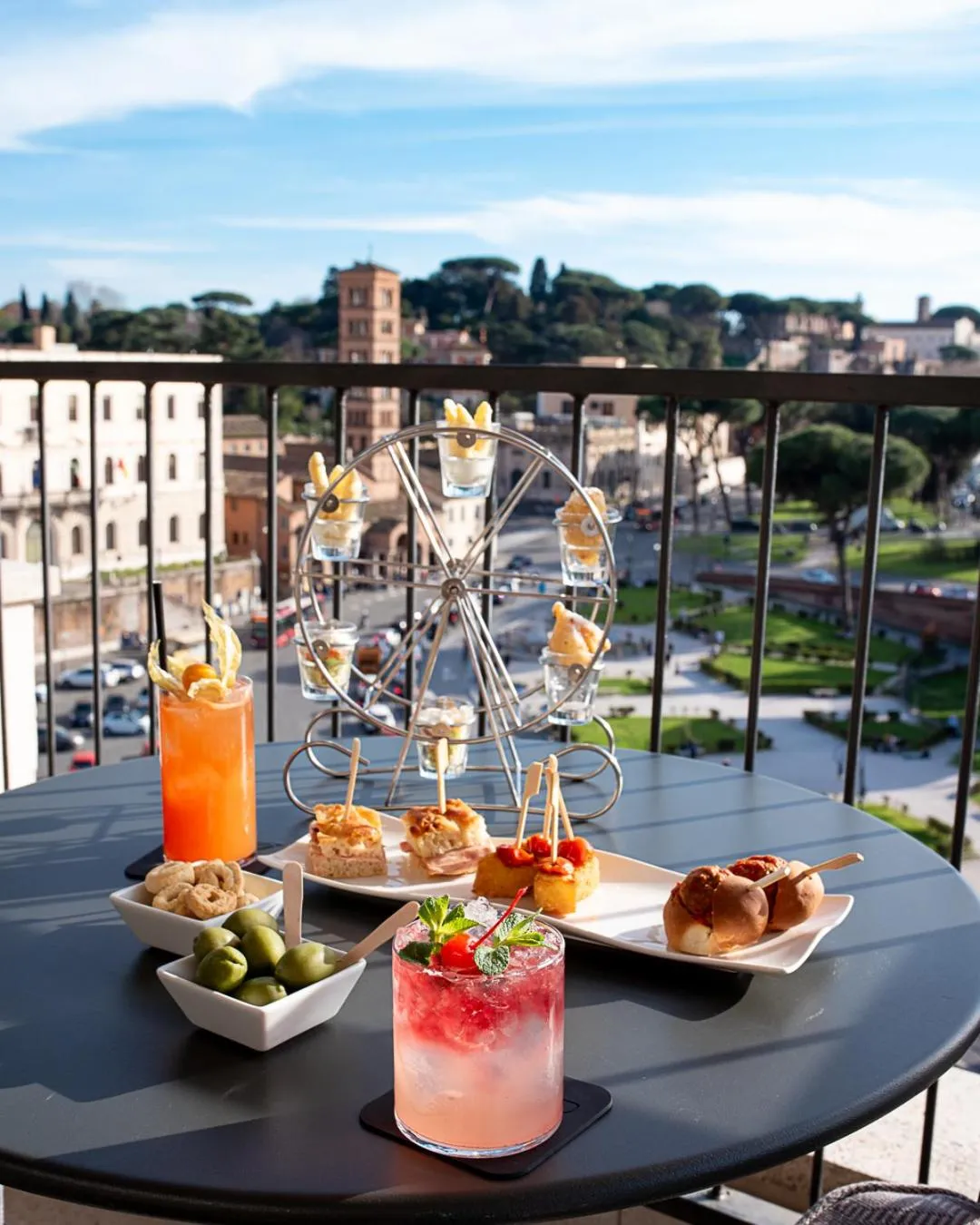 Restaurant/places to eat in 47 Boutique Hotel