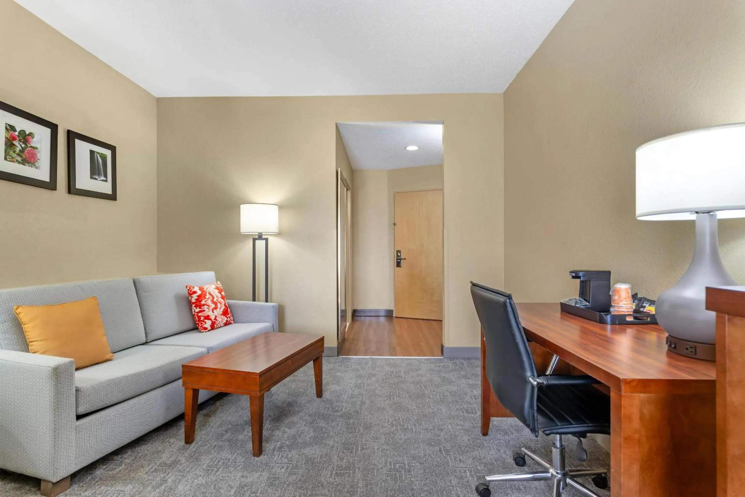 Bedroom in Comfort Suites Oxford I-20 exit 188