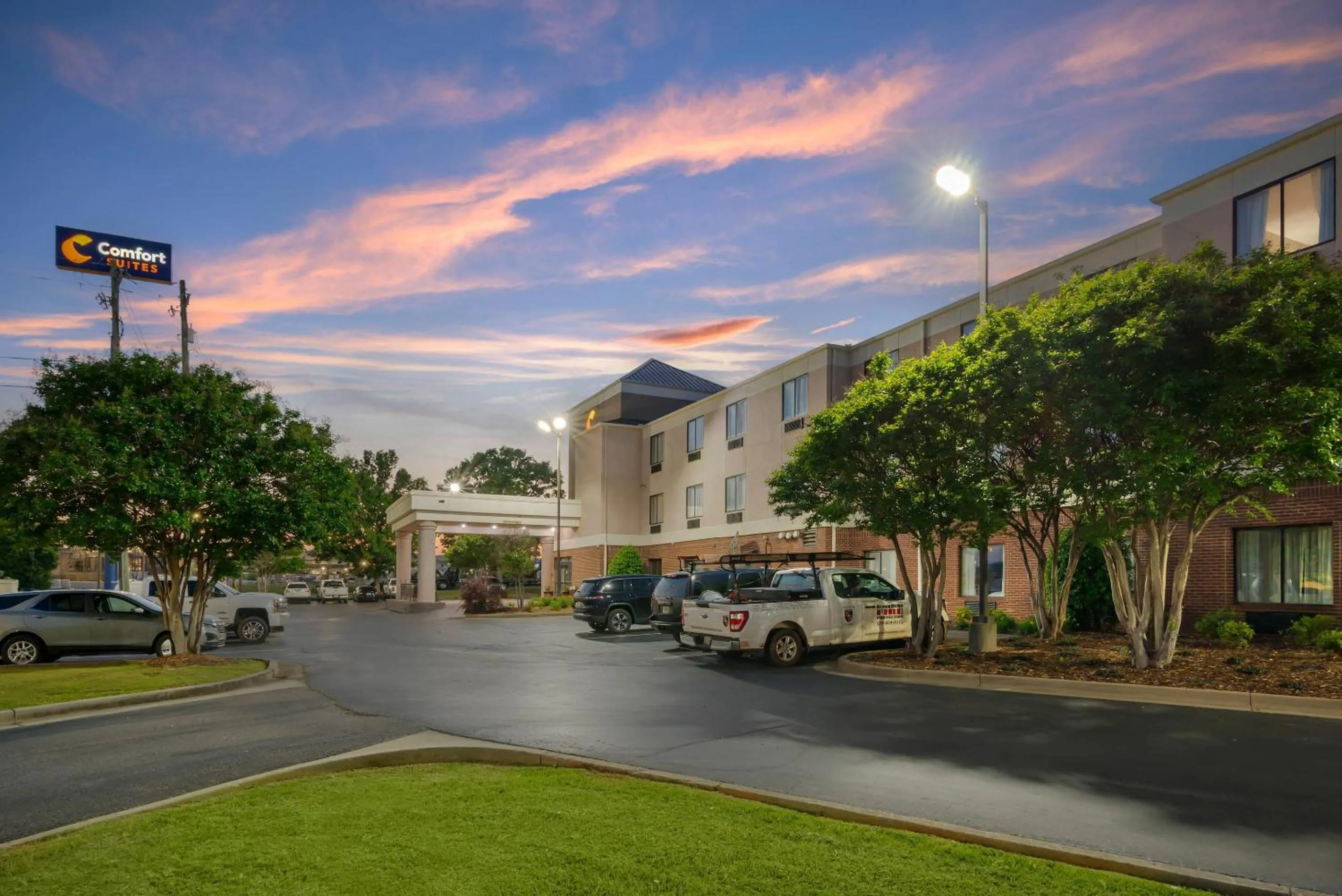 Property building in Comfort Suites Oxford I-20 exit 188