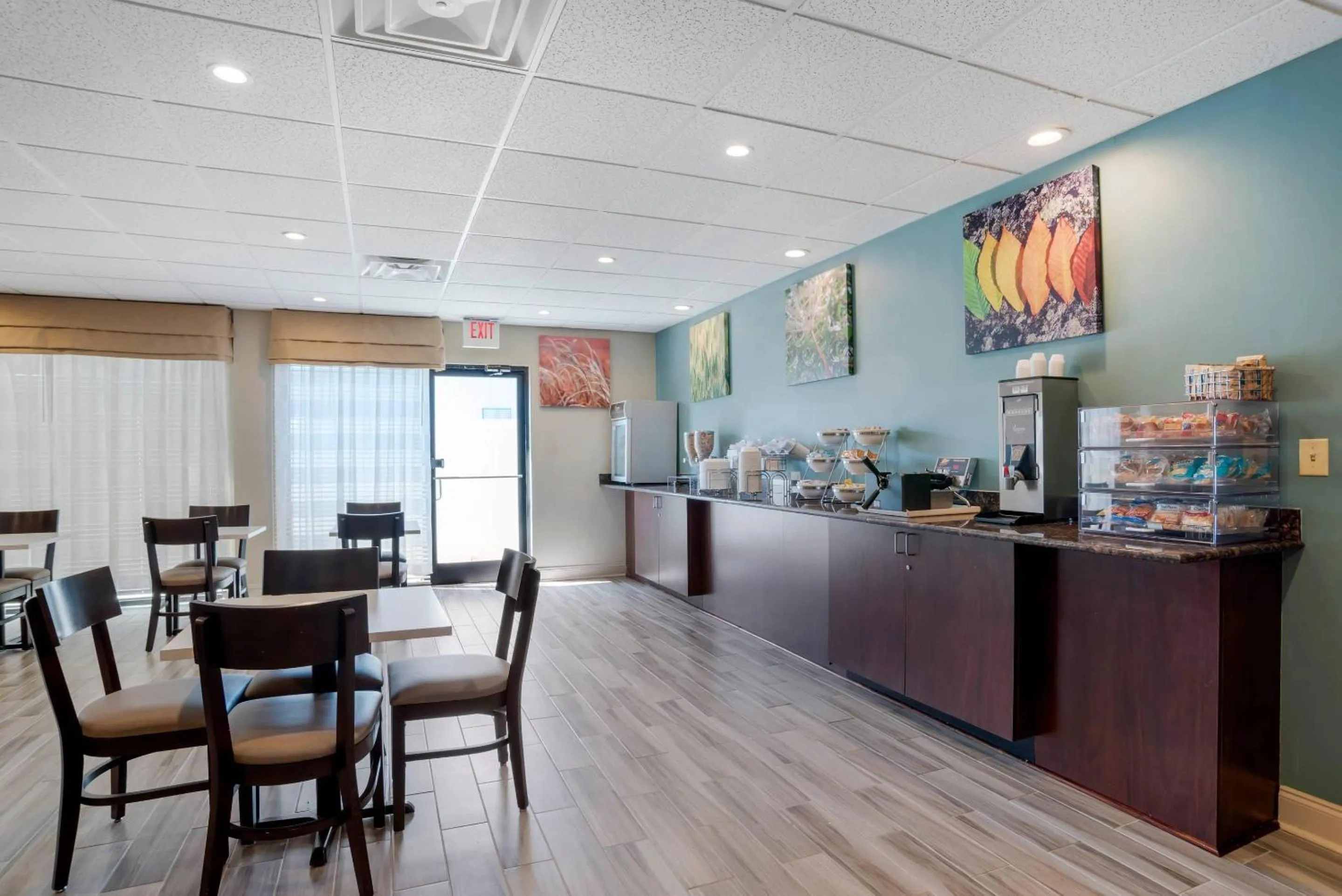 Breakfast in Sleep Inn & Suites Auburn Campus Area I-85