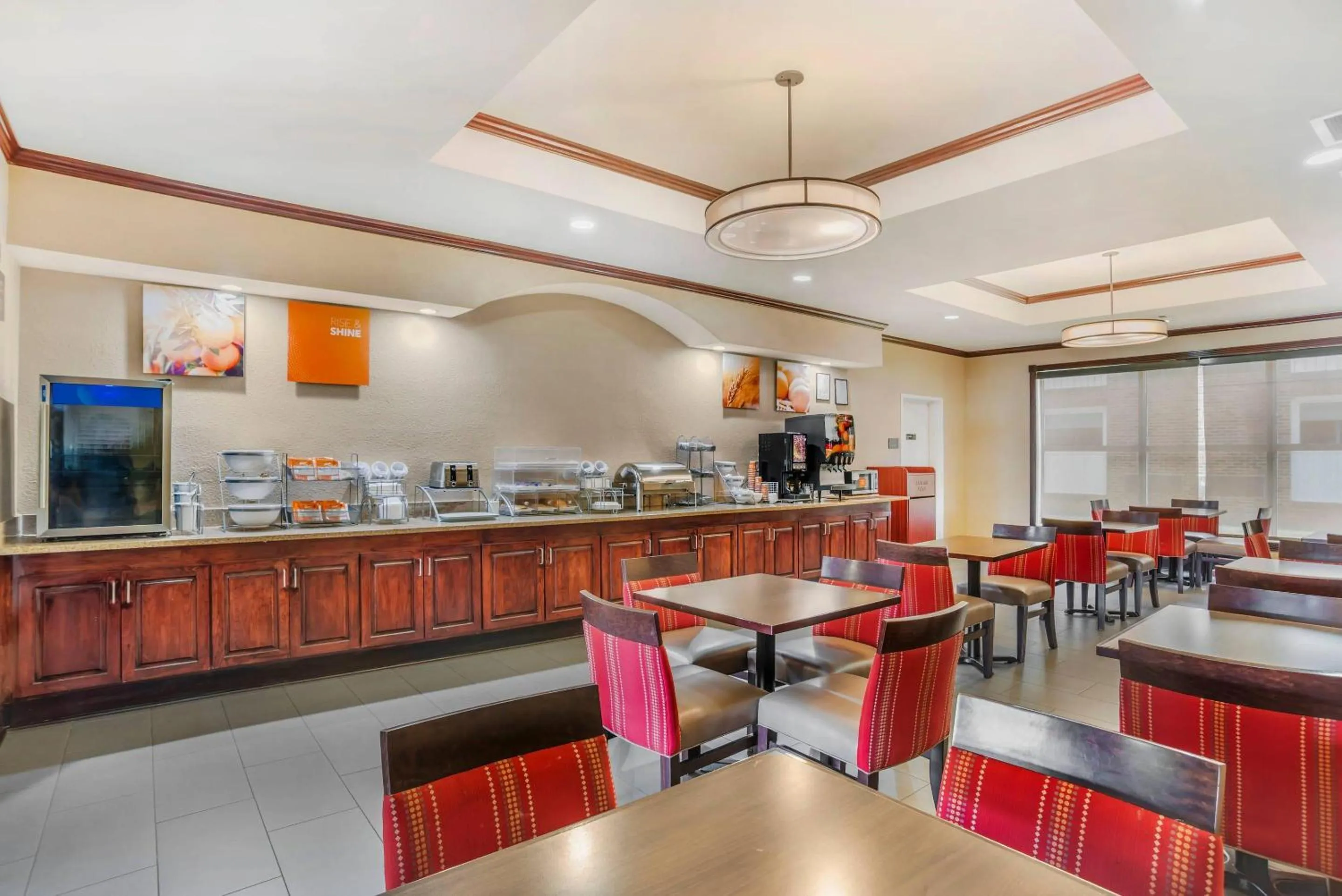 Breakfast in Comfort Suites Montgomery East Monticello Dr