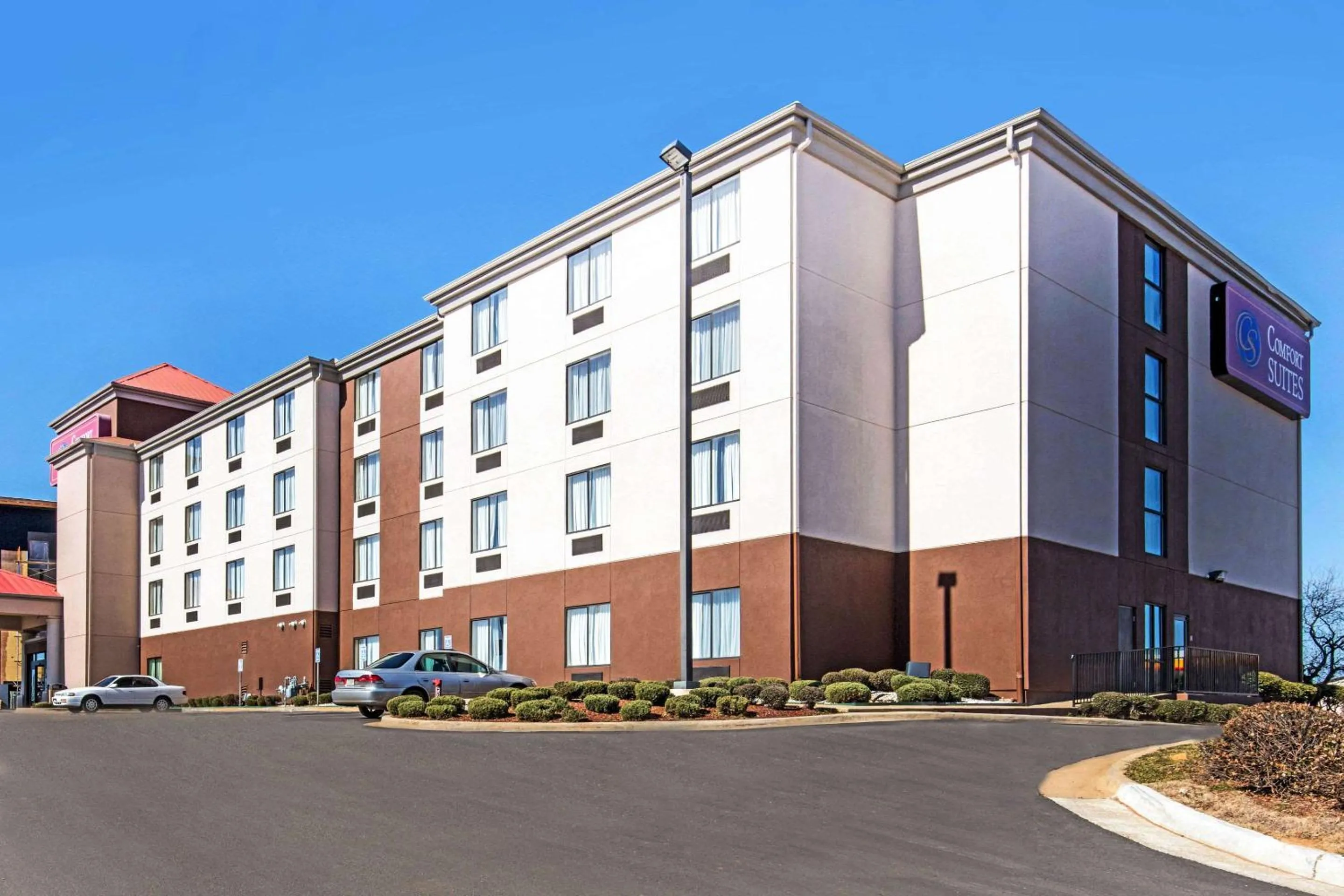 Property building in Comfort Suites Tuscaloosa near University