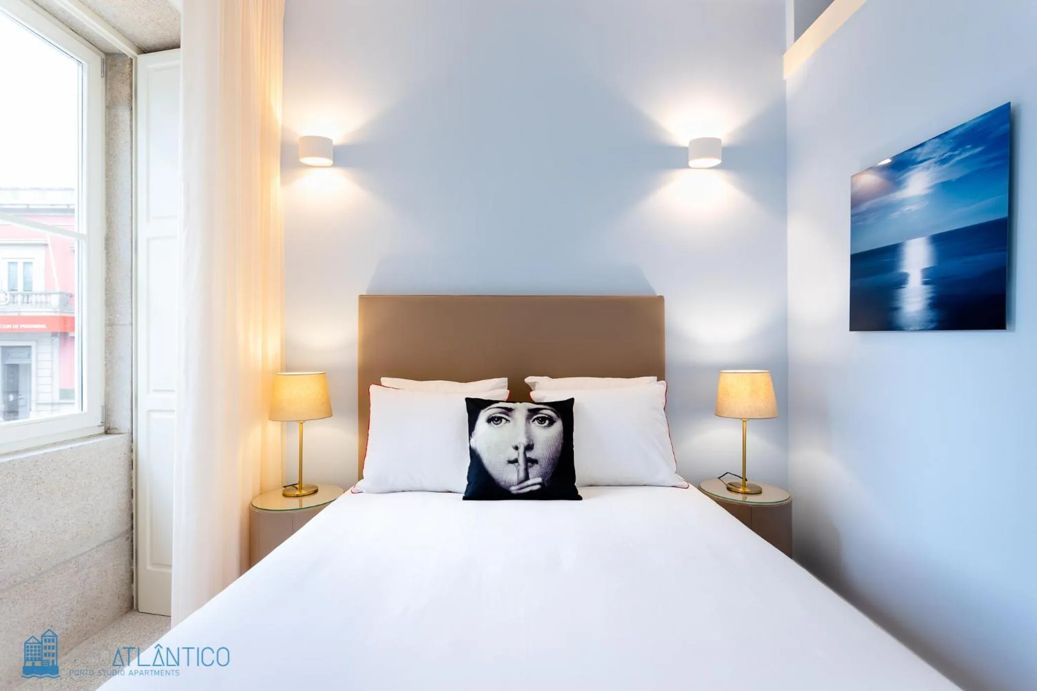 Bed in Geo Studios Santa Catarina