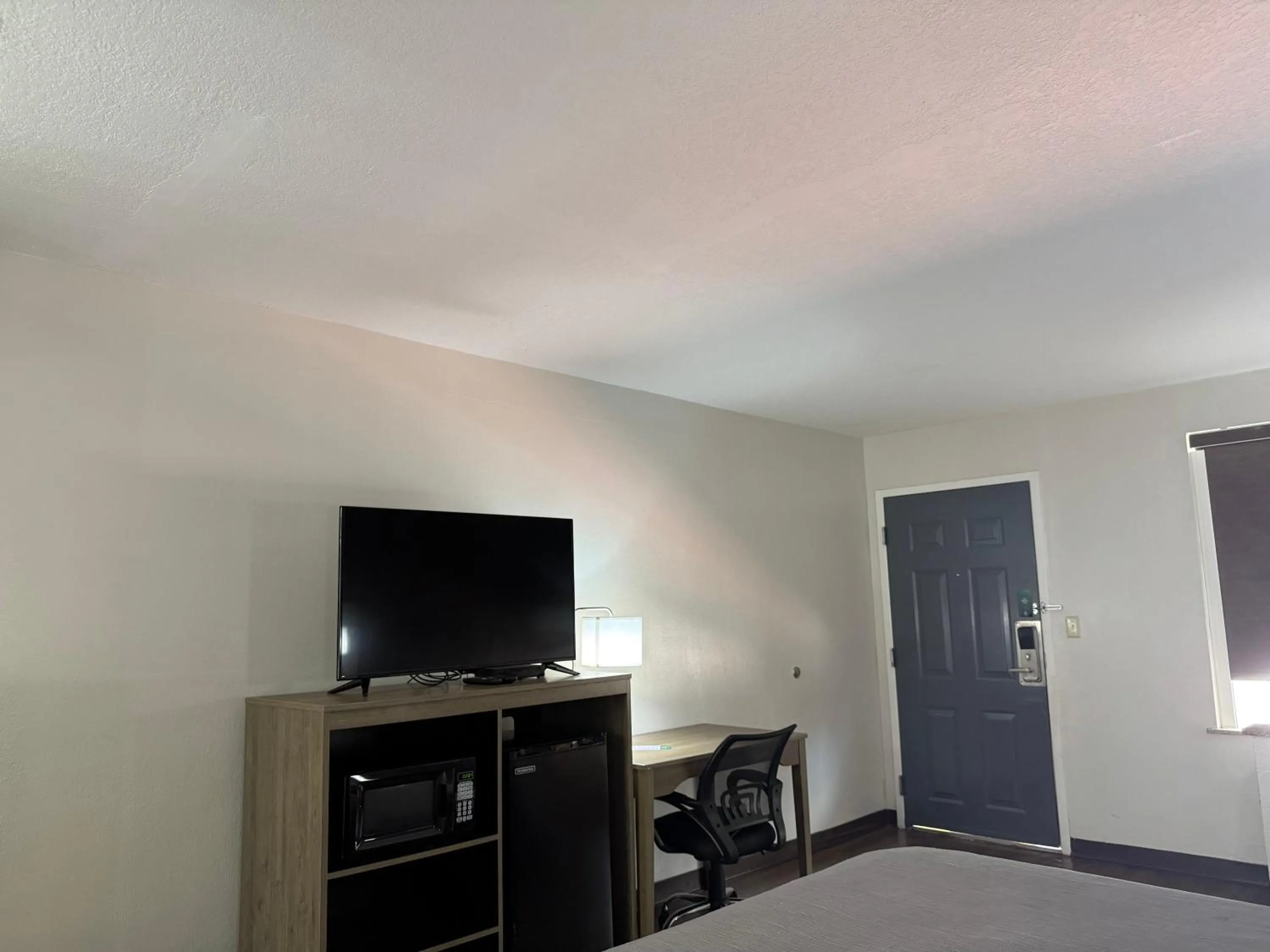 Quality Inn & Suites Greenville I-65