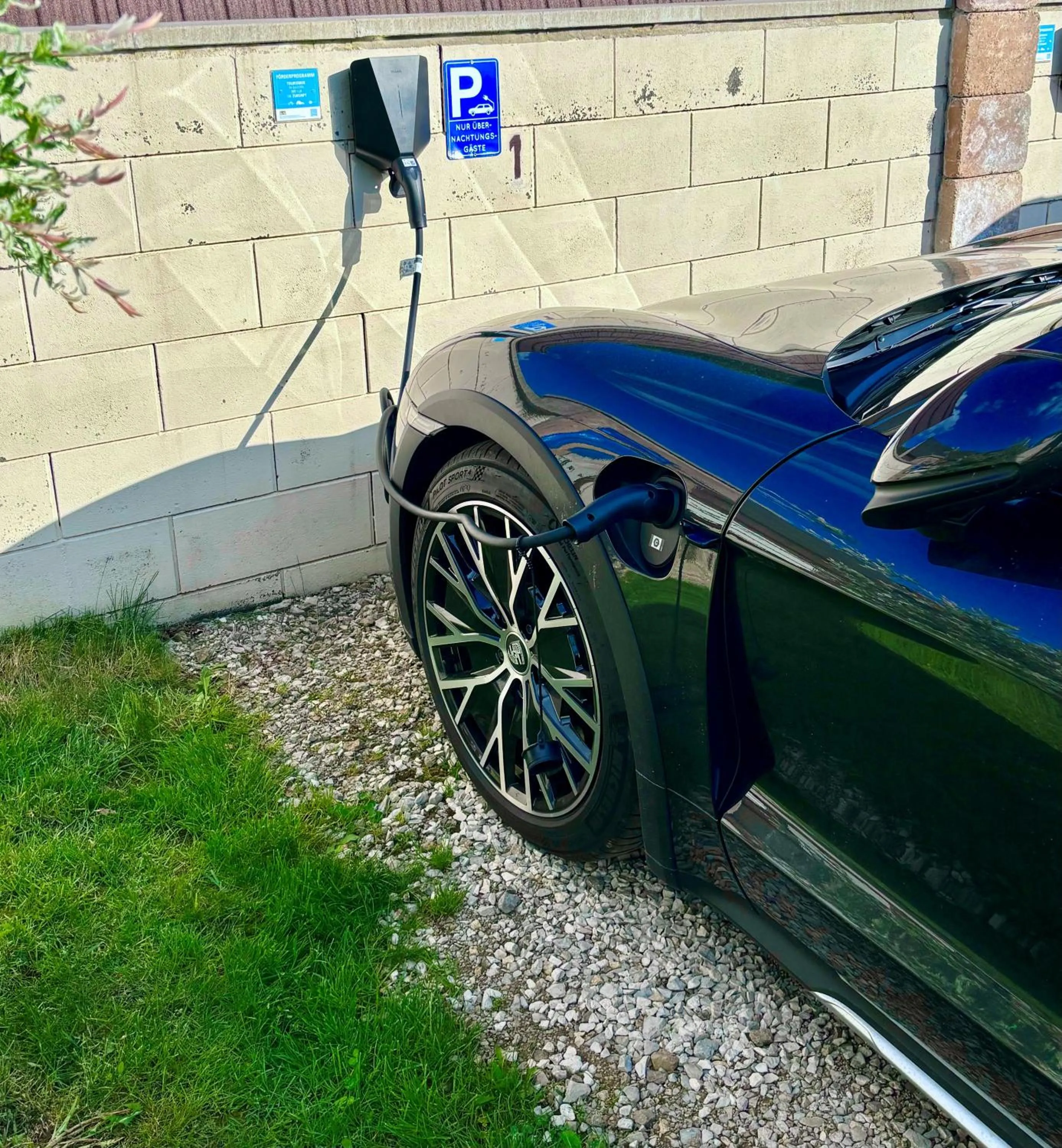 Parking in Hüttendorf Fränkische Schweiz