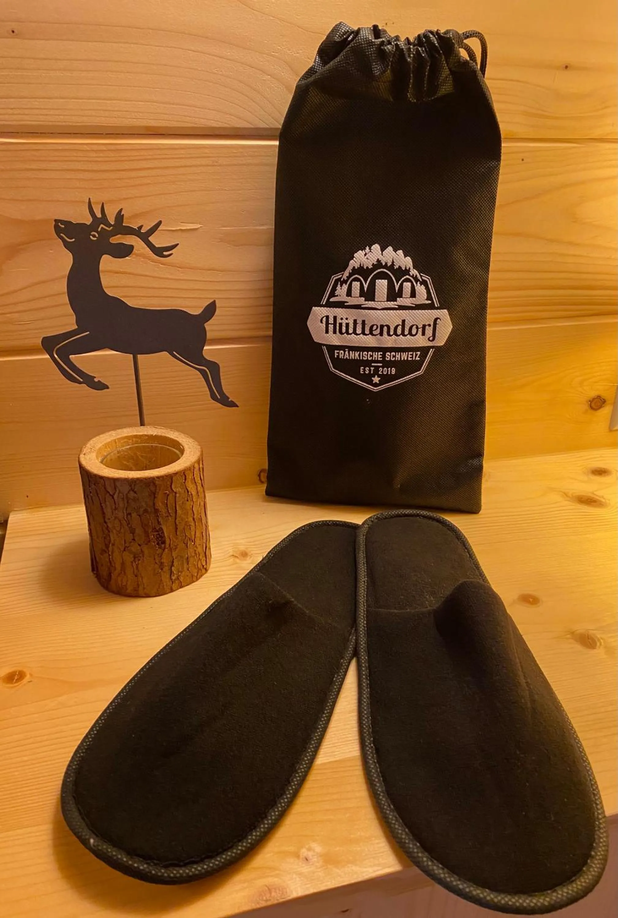 Property logo or sign in Hüttendorf Fränkische Schweiz