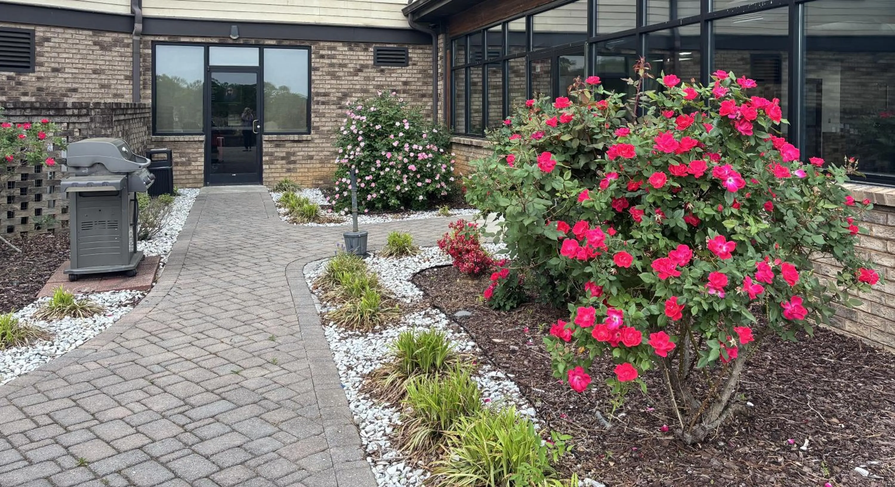 Garden view in Comfort Inn & Suites Near Lake Guntersville