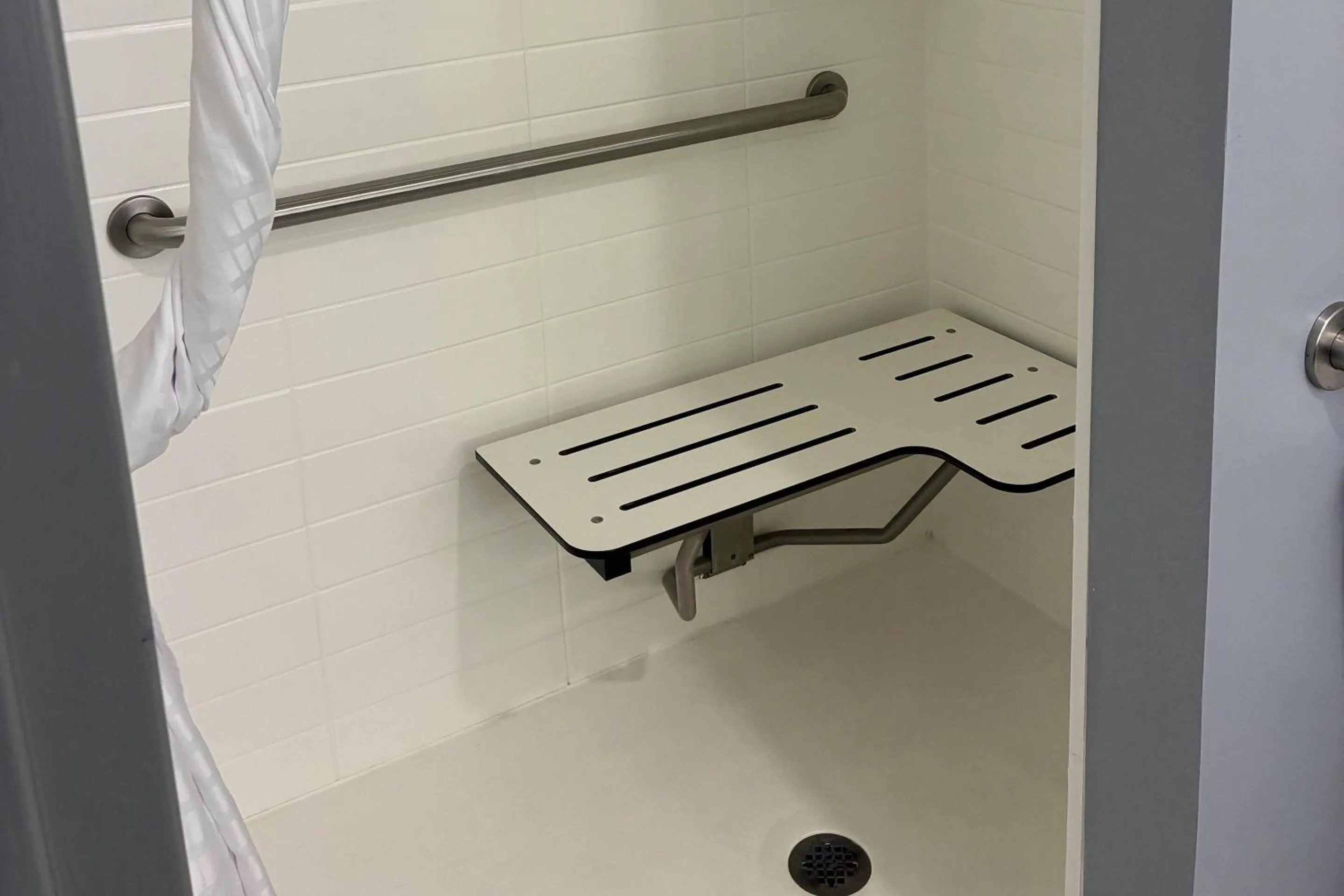 Bedroom in Comfort Inn & Suites Near Lake Guntersville