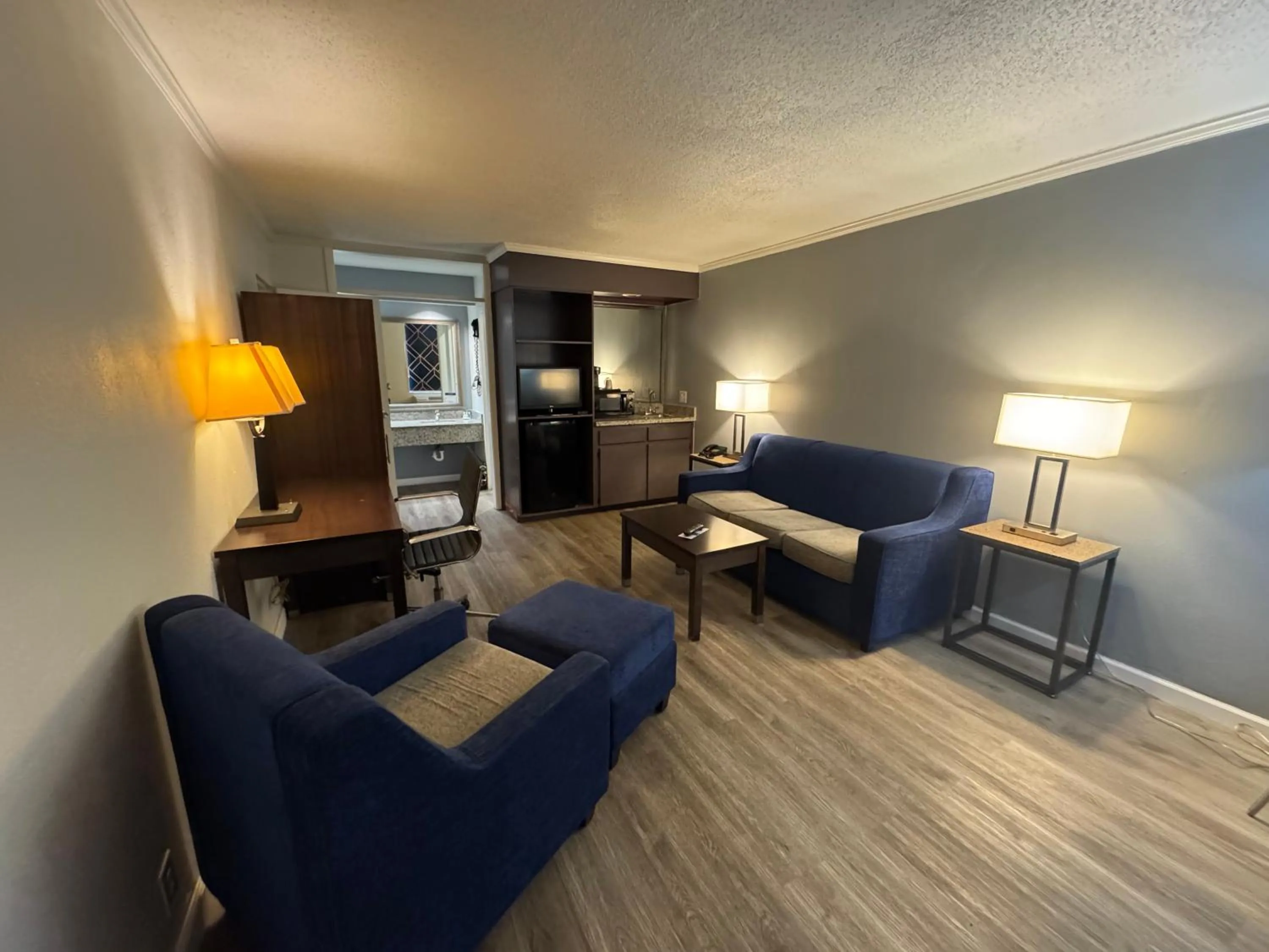 Clarion Inn & Suites Dothan South