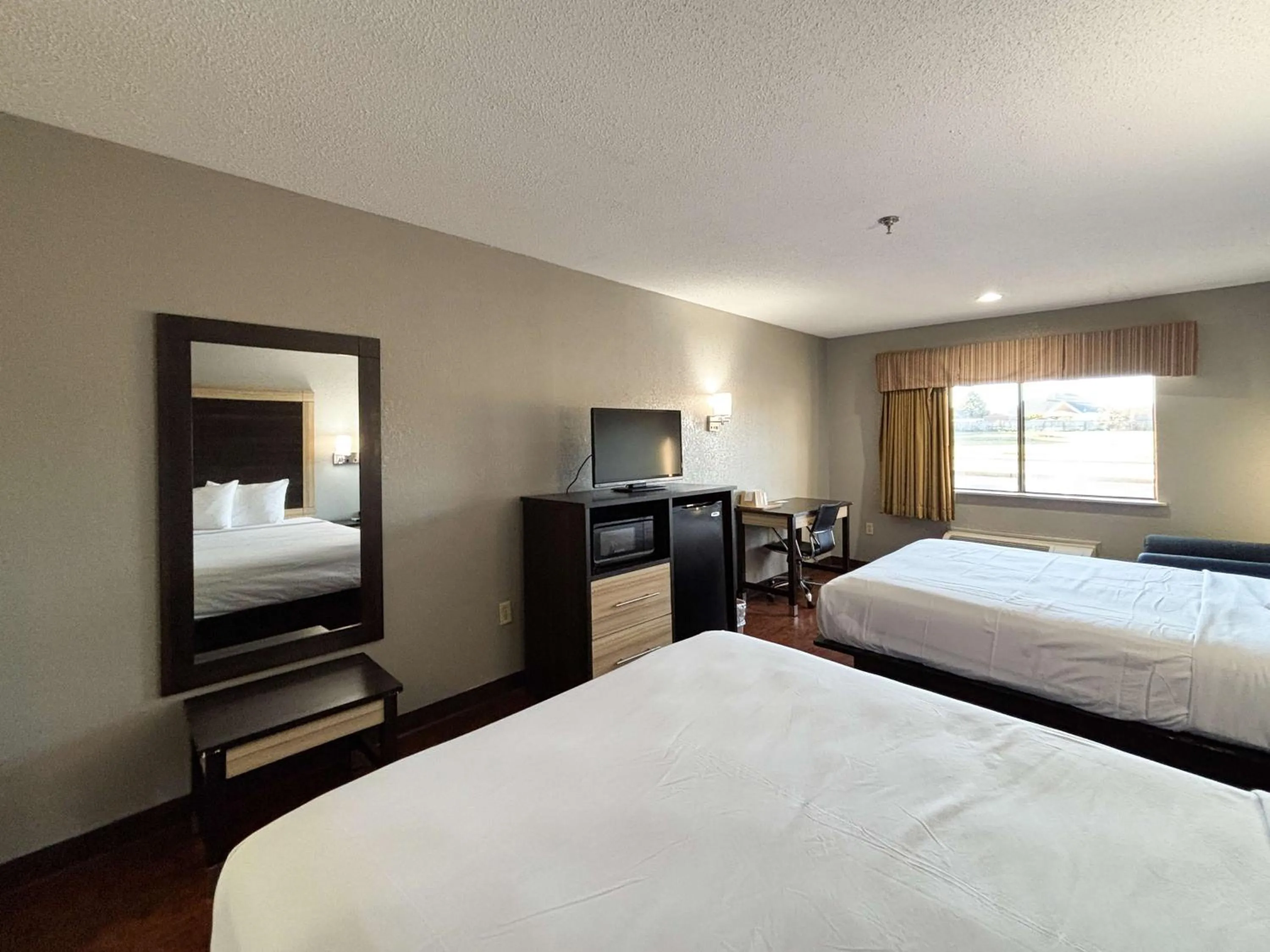 Bedroom, Bed in Motel 6 Prattville AL