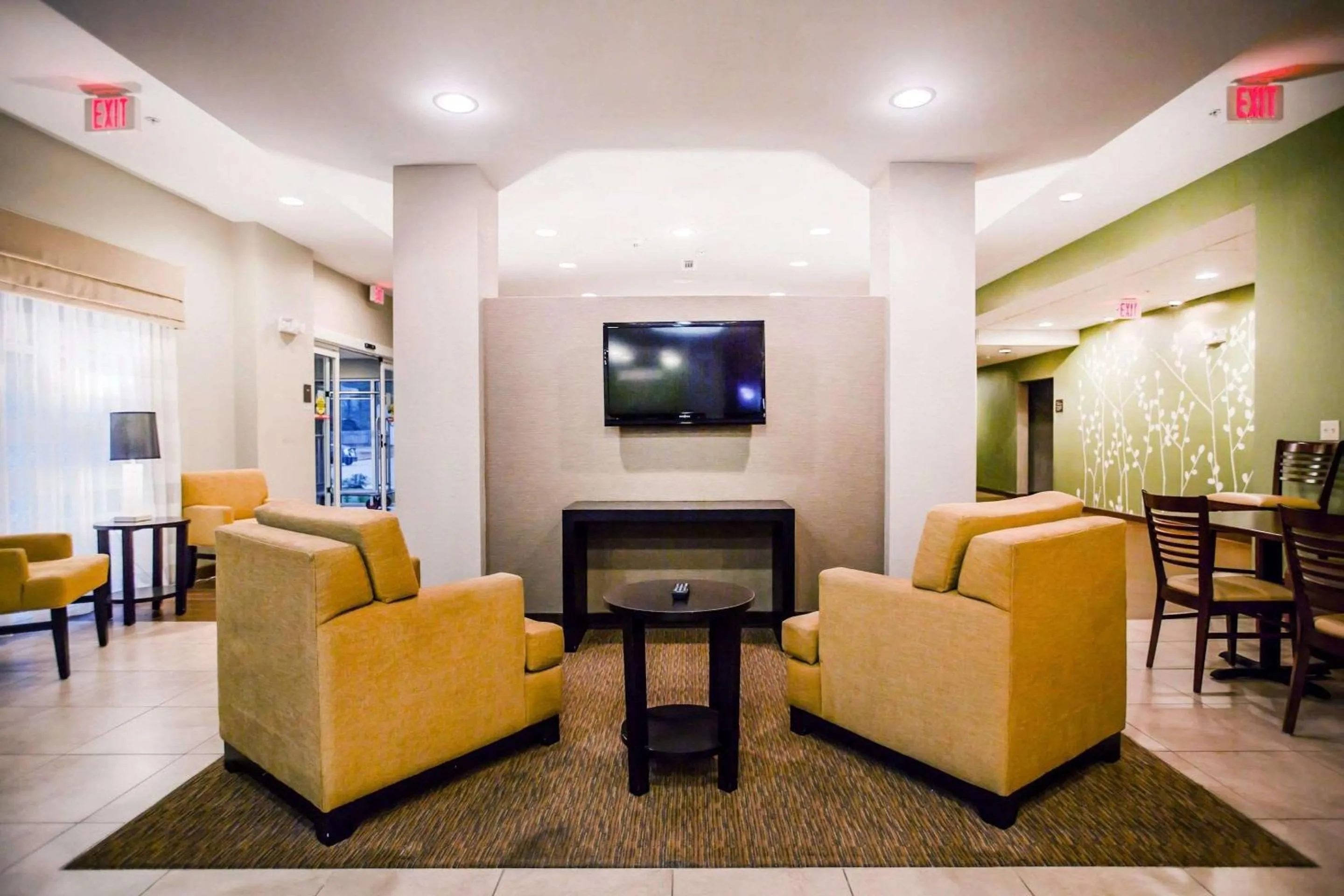 Lobby or reception in Sleep Inn & Suites Marion - Military Institute