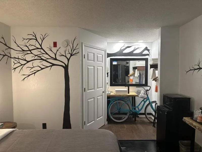 Bed in Boutique Style Quality Inn Oxford Anniston I-20