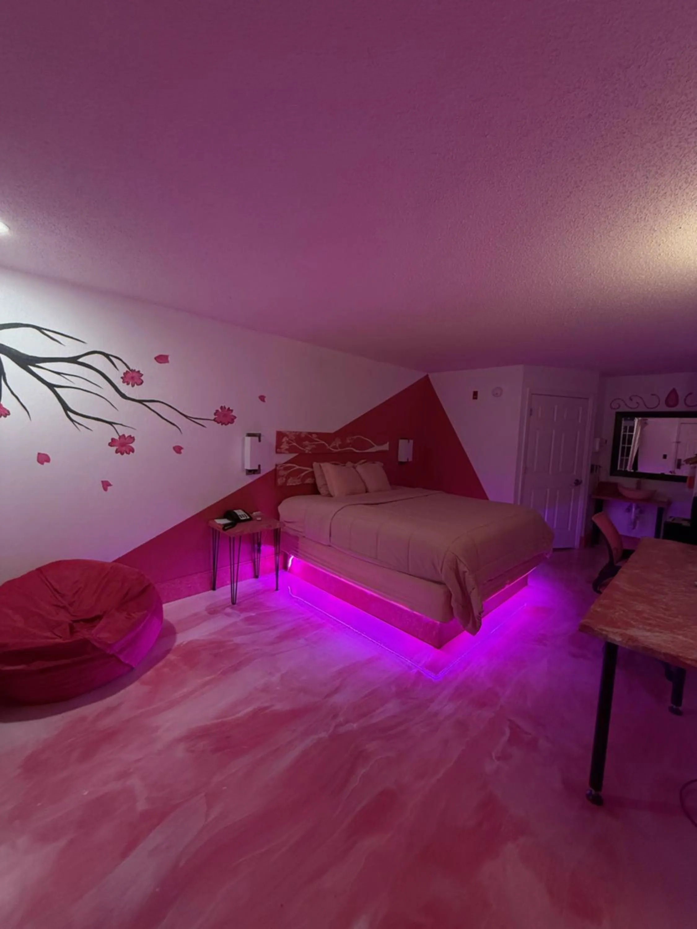 Bed in Southern Soho Boutique Hotel