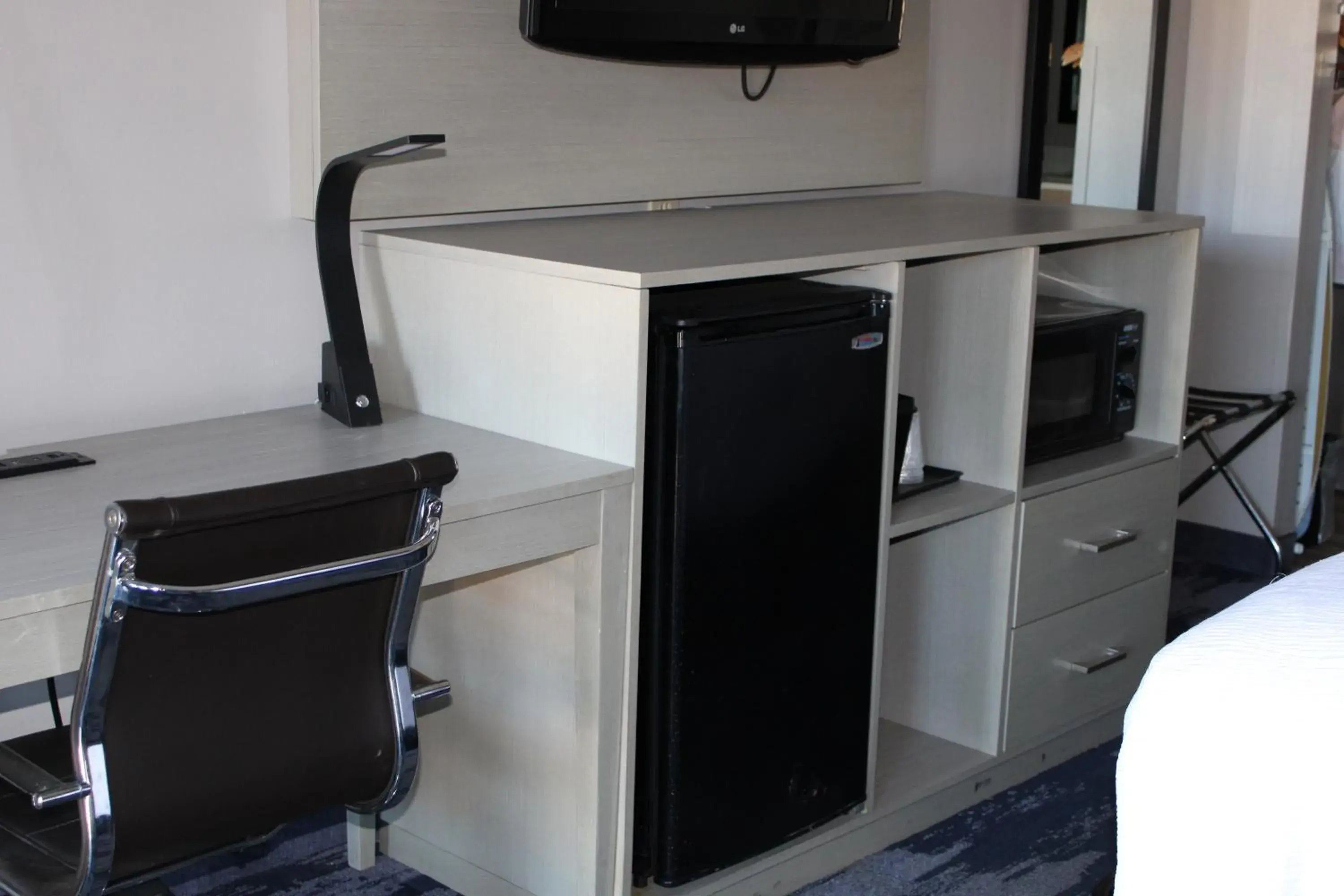 Standard Double Room with Two Double Beds - Smoking in Quality Inn Scottsboro US-72-Lake Guntersville Area Standard Double Room with Two Double Beds - Smoking in Quality Inn Scottsboro US-72-Lake Guntersville Area