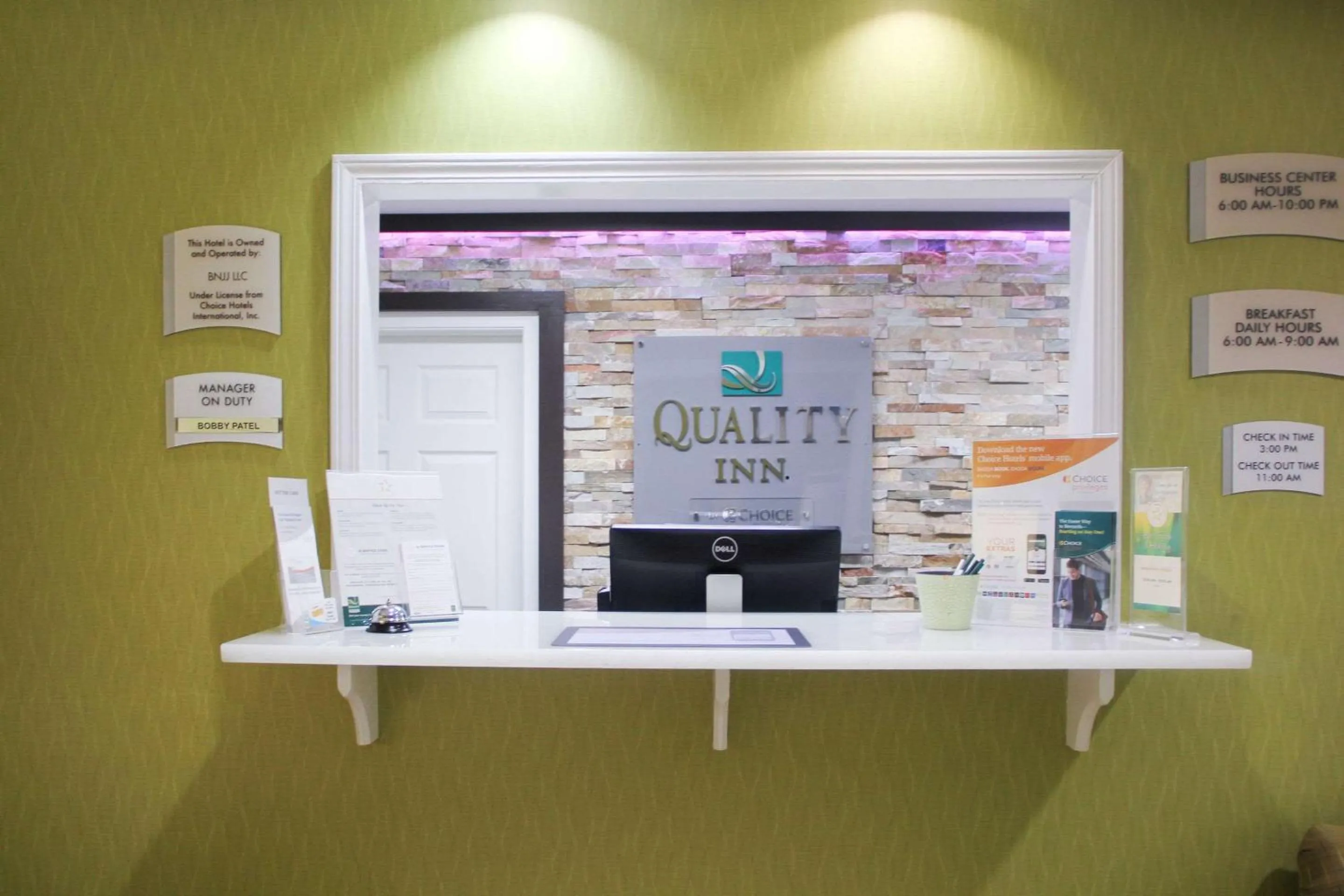 Lobby or reception in Quality Inn Albertville US 431