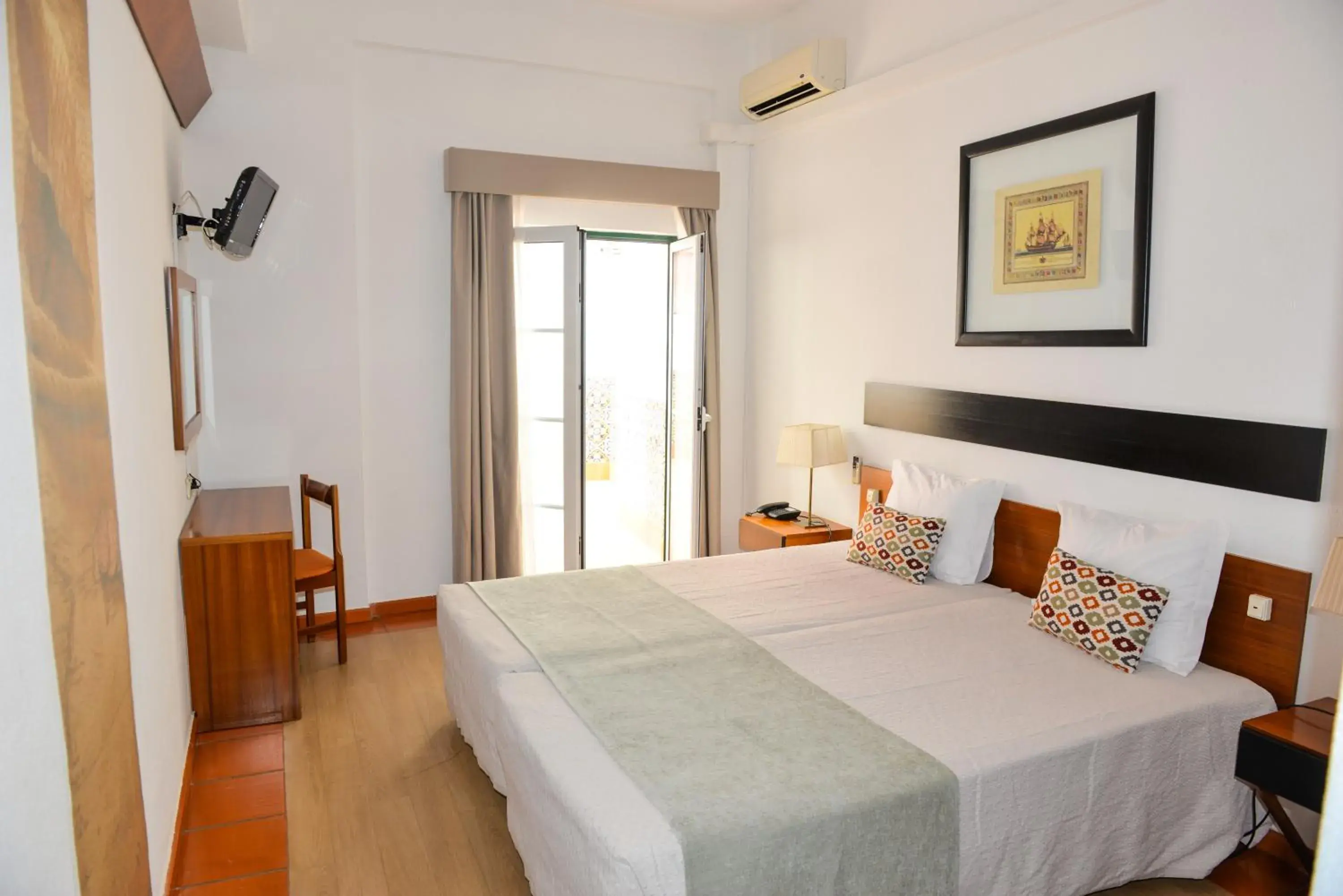 Superior Double Room in LagosMar Story Hotel Superior Double Room in LagosMar Story Hotel