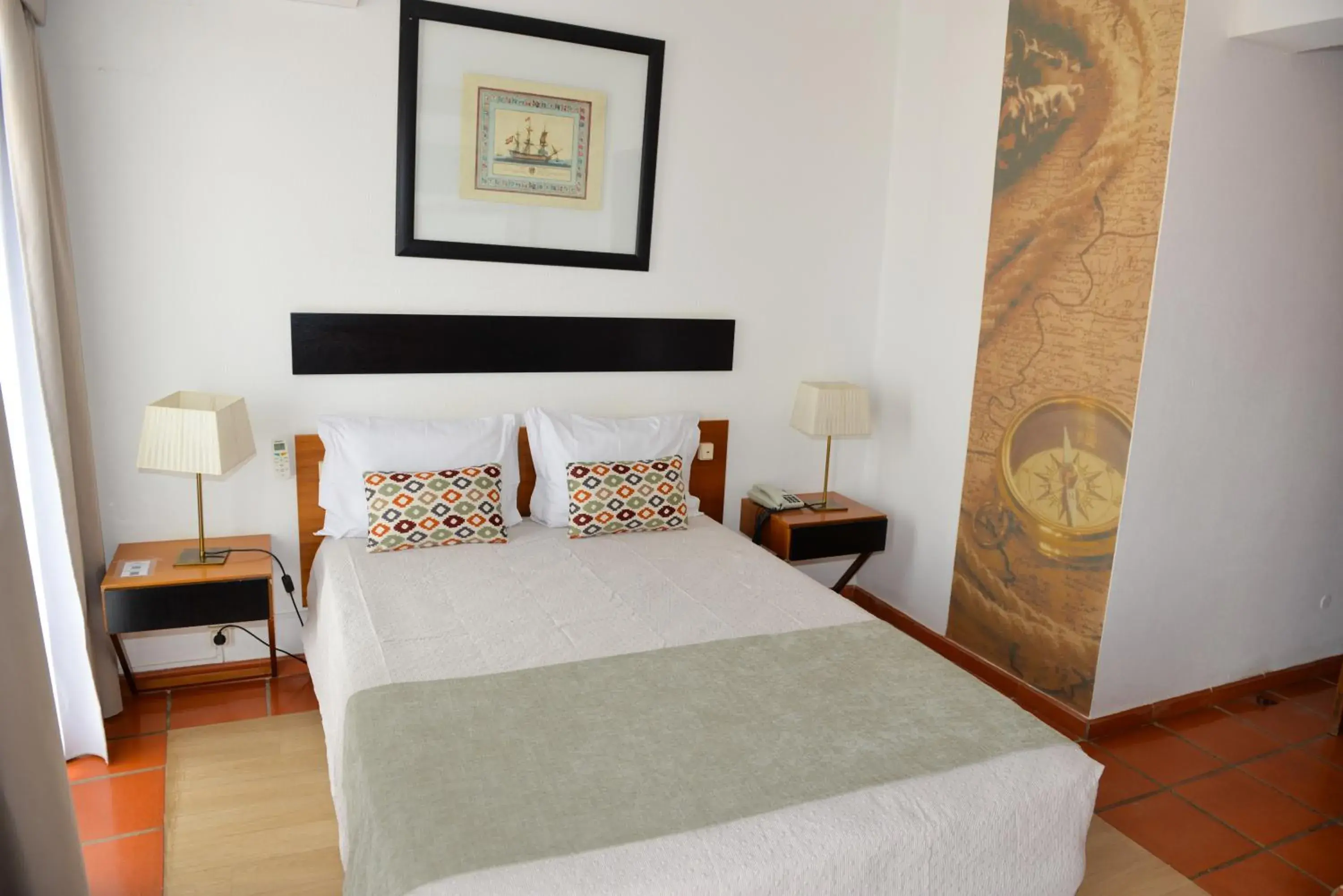 Standard Double Room in LagosMar Story Hotel Standard Double Room in LagosMar Story Hotel