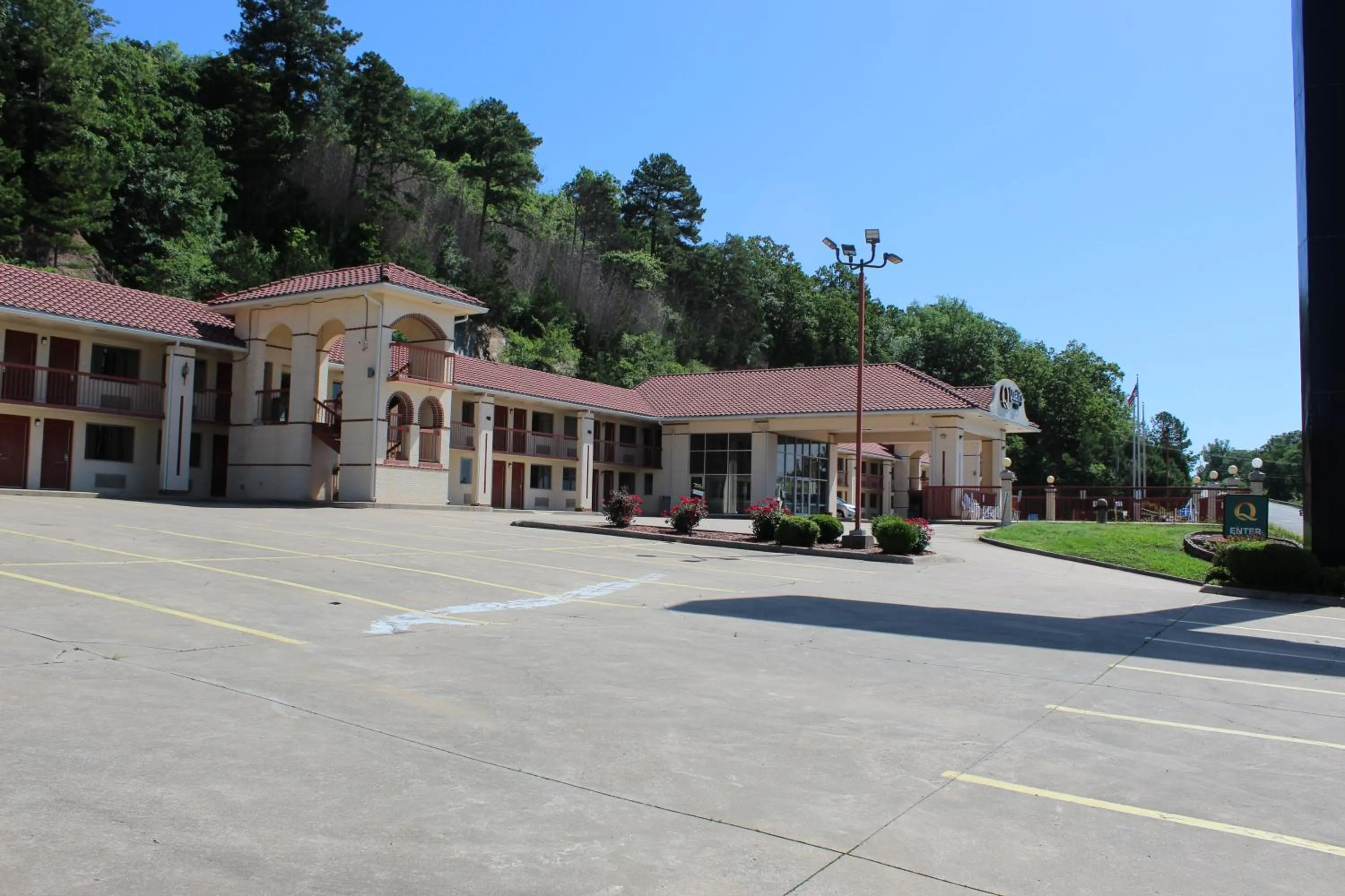 Property building in Quality Inn Conway - Greenbrier