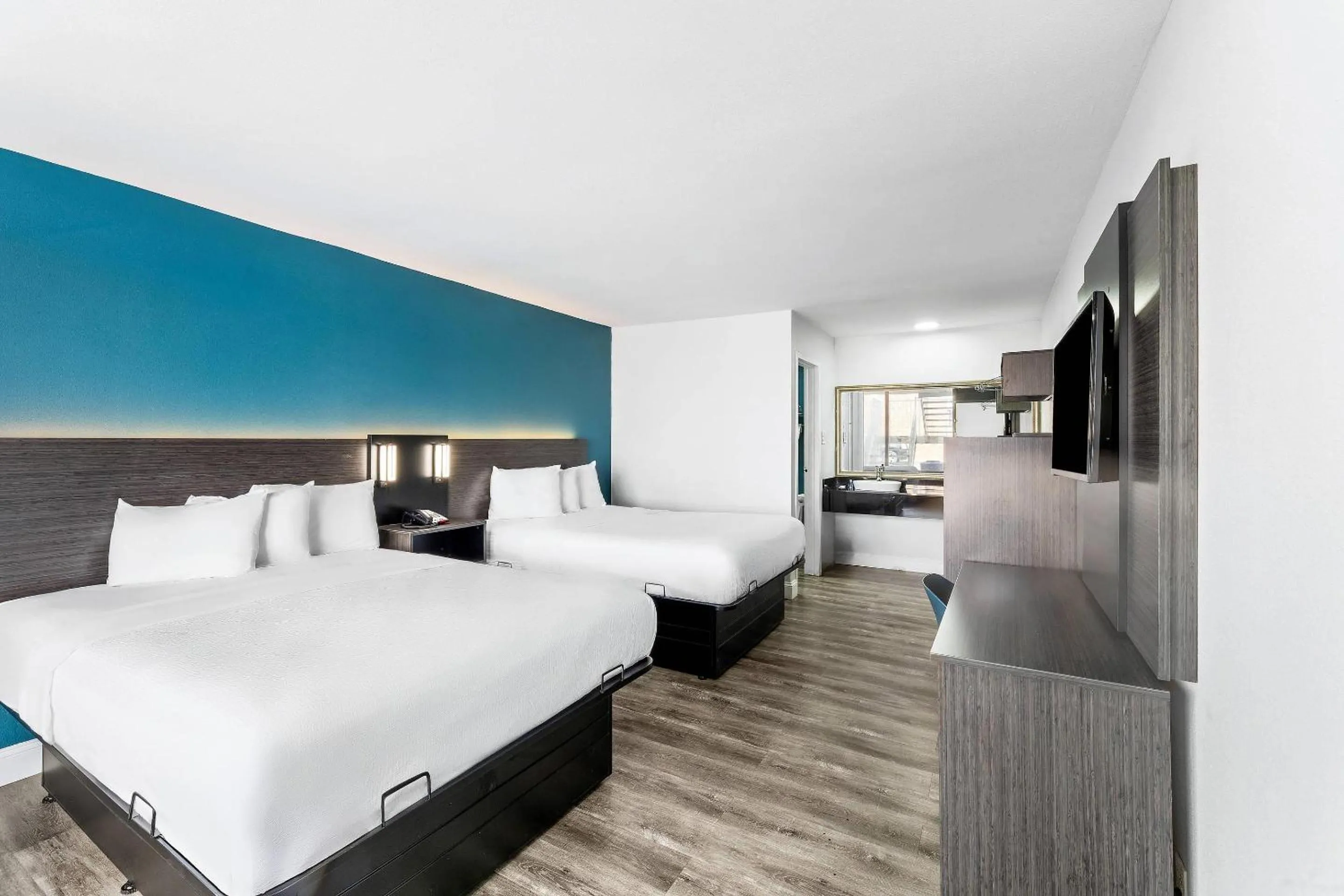 Bedroom in Rodeway Inn West Memphis