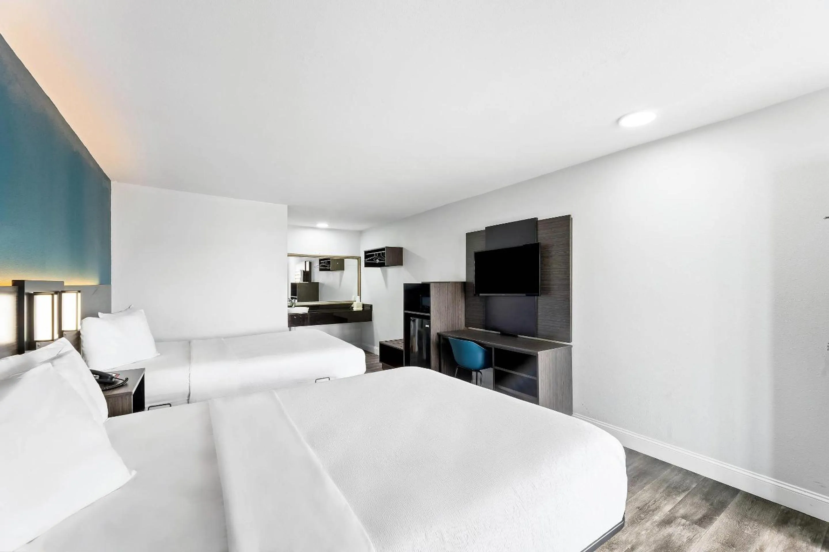 Bedroom in Rodeway Inn West Memphis