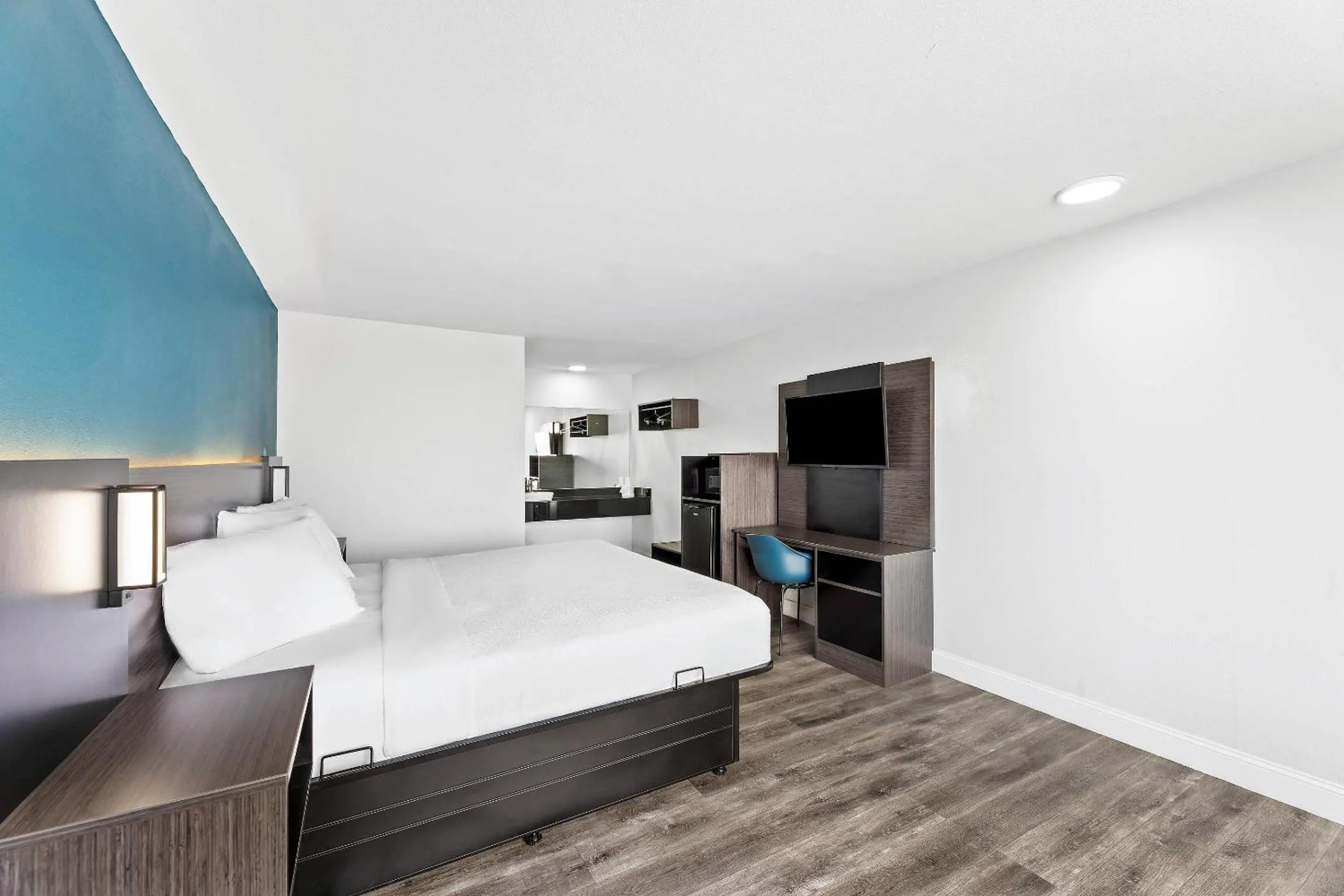 Bedroom in Rodeway Inn West Memphis