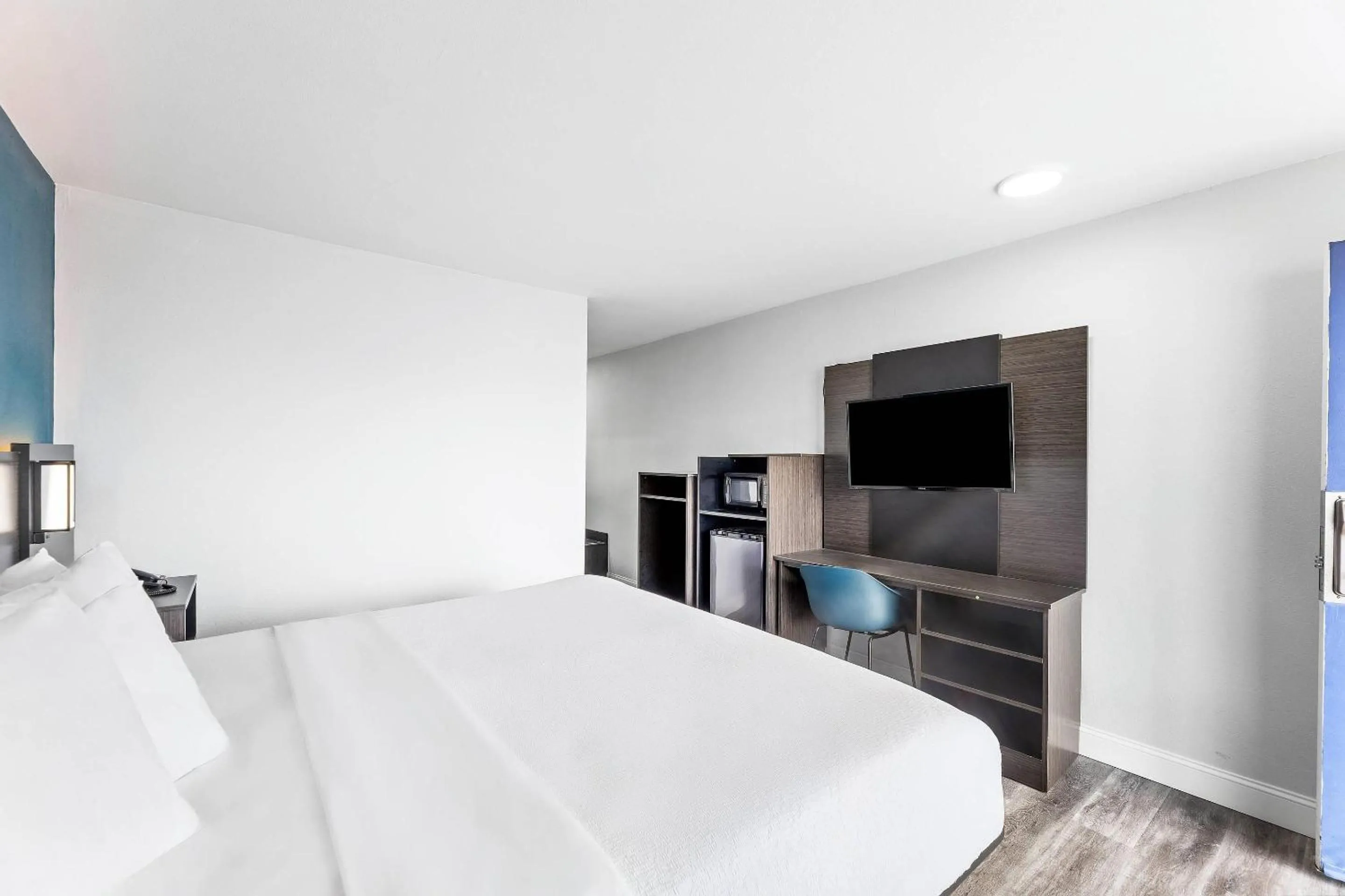 Bedroom in Rodeway Inn West Memphis