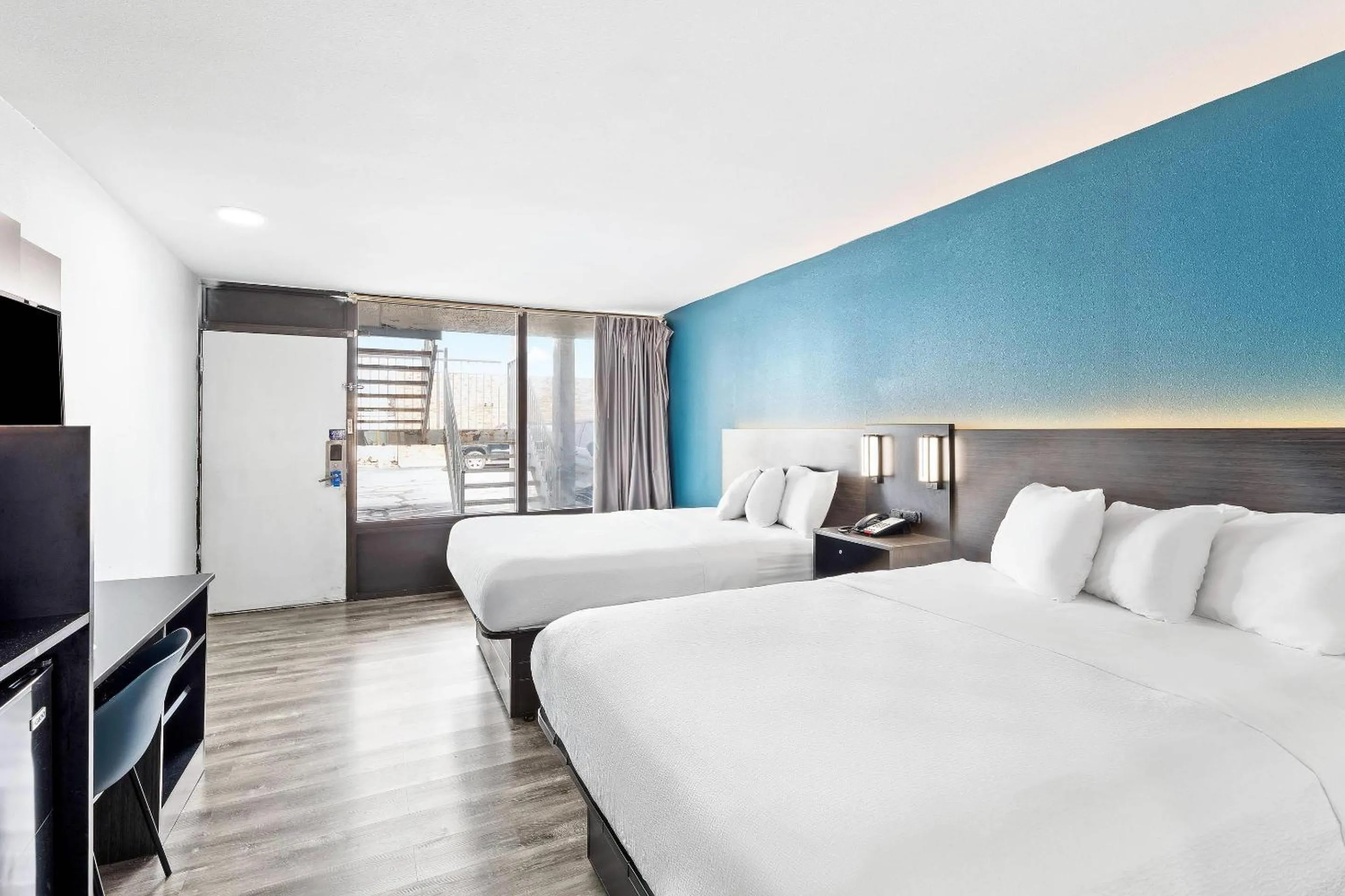 Bedroom in Rodeway Inn West Memphis