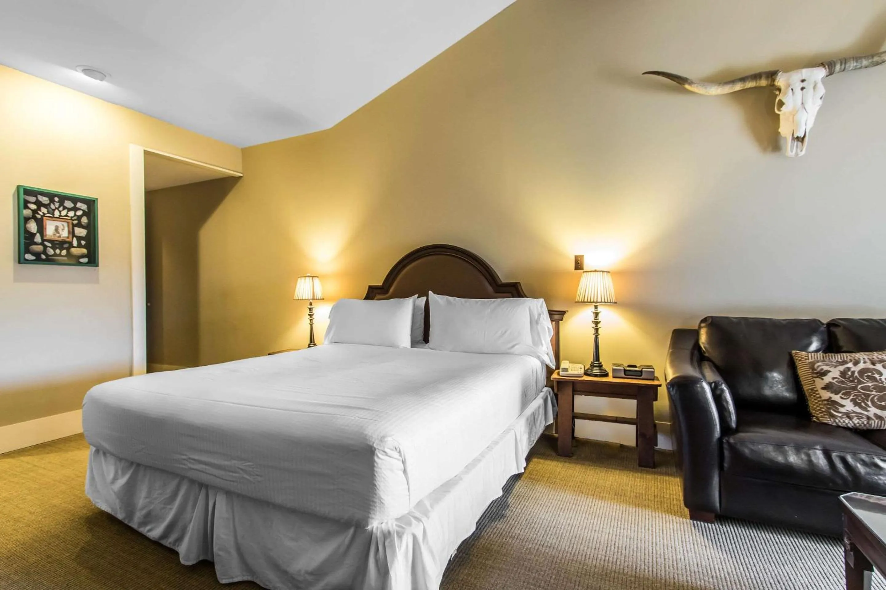 Bedroom, Bed in Inn at the Mill, an Ascend Collection Hotel